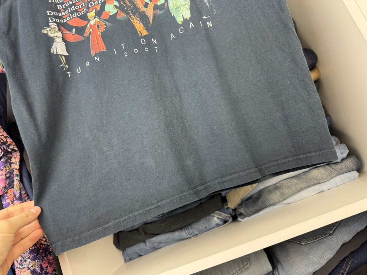 Band Tees Genesis “Turn It On Again" The Tour 2007 T-shirt Size US L / EU 52-54 / 3 - 25 Thumbnail