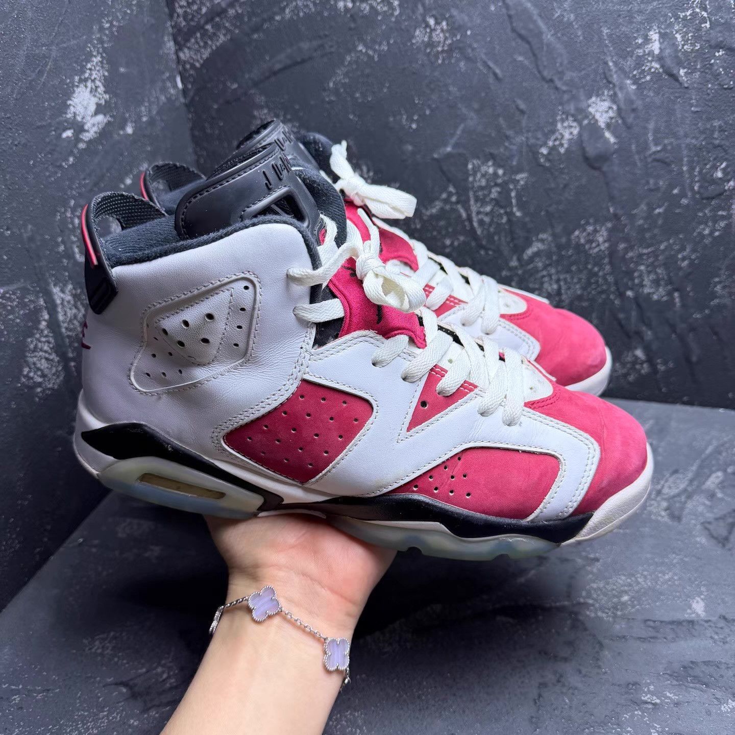 Nike Air Jordan 6 White Red Carmine 2021 Q10 Size US 7 / EU 40 - 7 Thumbnail