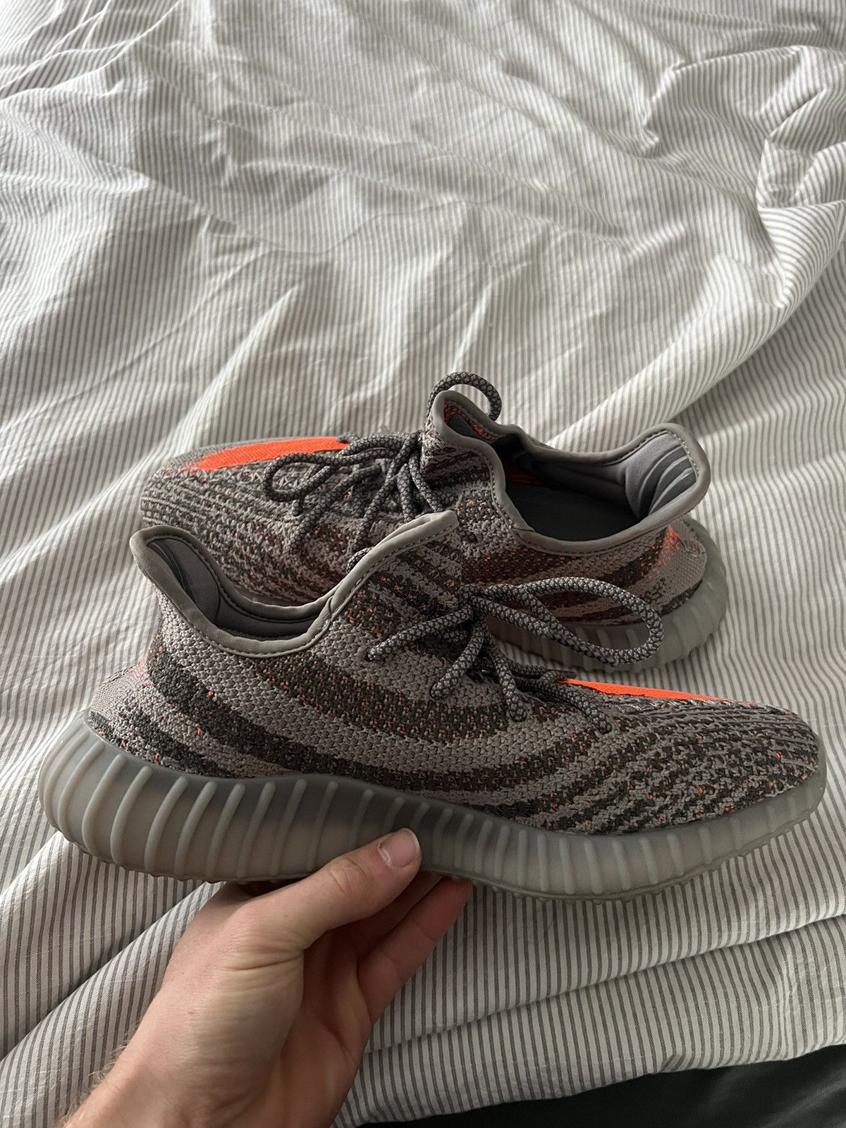 Adidas Yeezy Beluga Size US 10 / EU 43 - 2 Thumbnail
