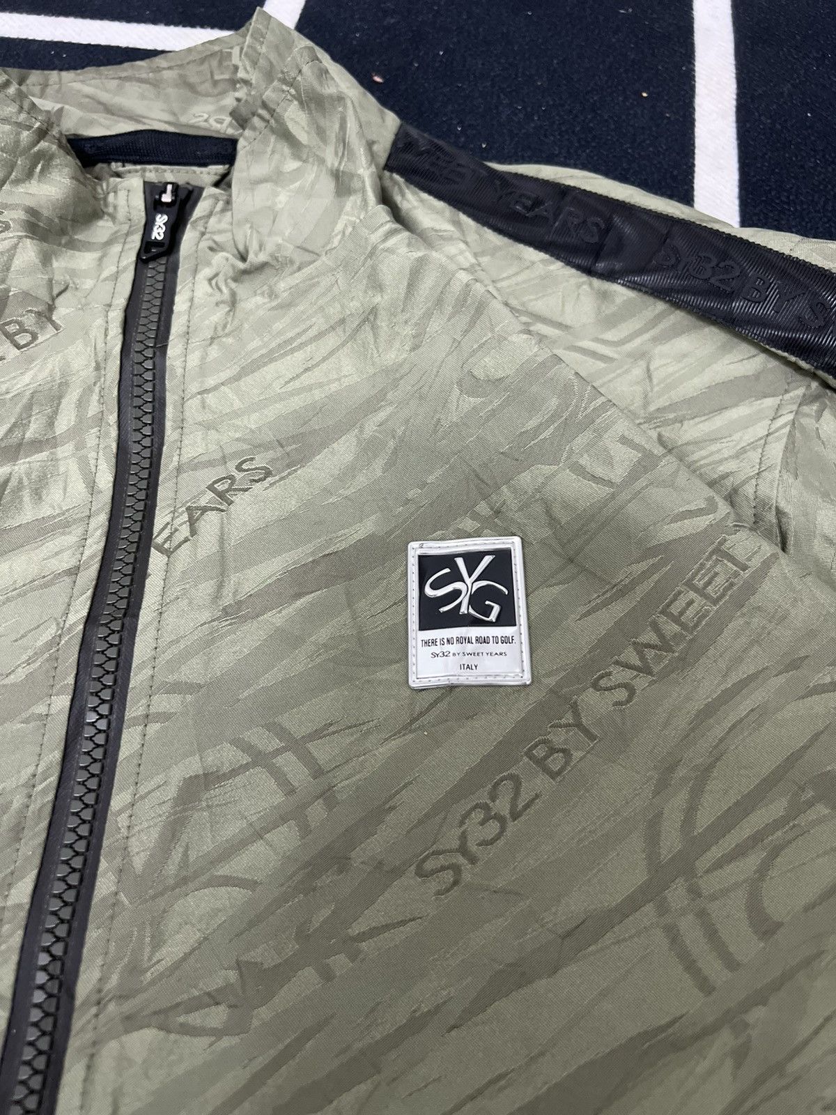 Japanese Brand SY32 by Sweet Years Size US L / EU 52-54 / 3 - 3 Thumbnail