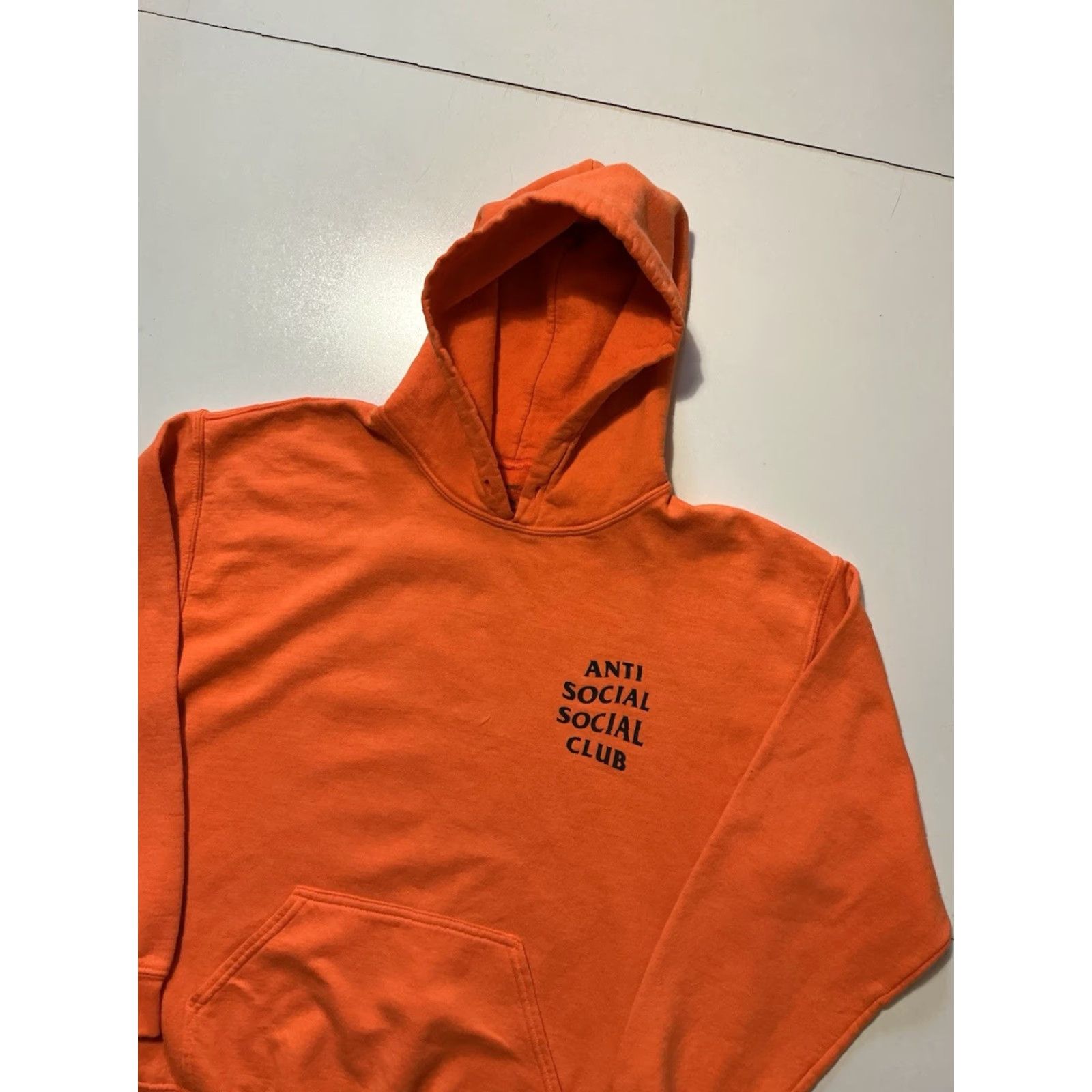 Anti Social Social Club **ANTI SOCIAL SOCIAL CLUB MEN'S ORANGE MEDIUM HOODIE** User: New title: **ANTI SOCIAL SOCIAL CLUB MEN'S ORANGE FLEECE HOODIE MEDIUM** Size US M / EU 48-50 / 2 - 3 Thumbnail
