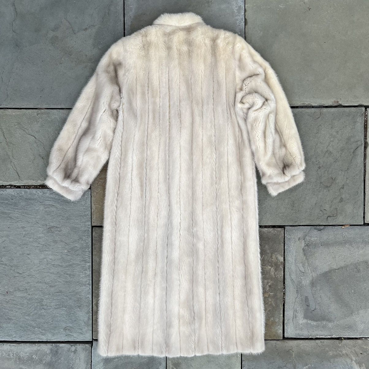 Vintage Vintage 80s Pastel Cream Mink Full Length Fur Coat Size M / US 6-8 / IT 42-44 - 2 Thumbnail