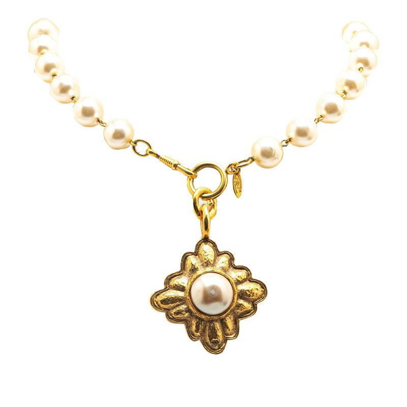 Chanel Chanel Chanel Vintage Fake Pearl Necklace Metal Necklace DUTY FREE for USA Size ONE SIZE - 1 Thumbnail