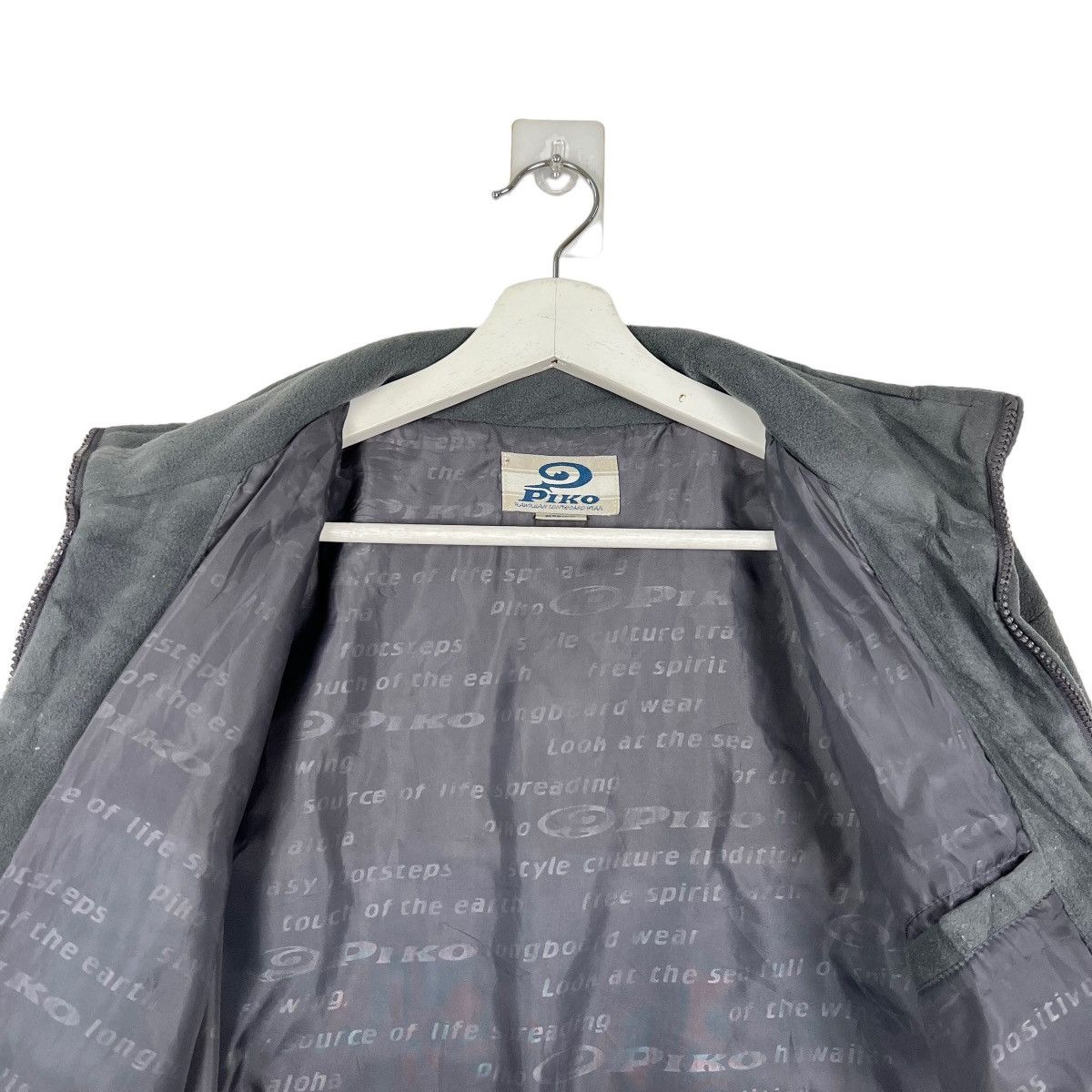 Japanese Brand 🔥 PIKO HAWAII LONGBOARD WEAR FLEECE JACKET Size US M / EU 48-50 / 2 - 11 Thumbnail