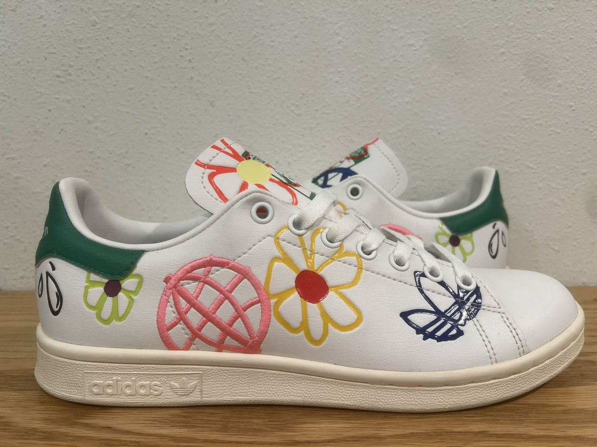 Adidas Adidas Stan Smith Large Doodles Women's size 9 FX5653 Size US 9 / IT 39 - 2 Thumbnail