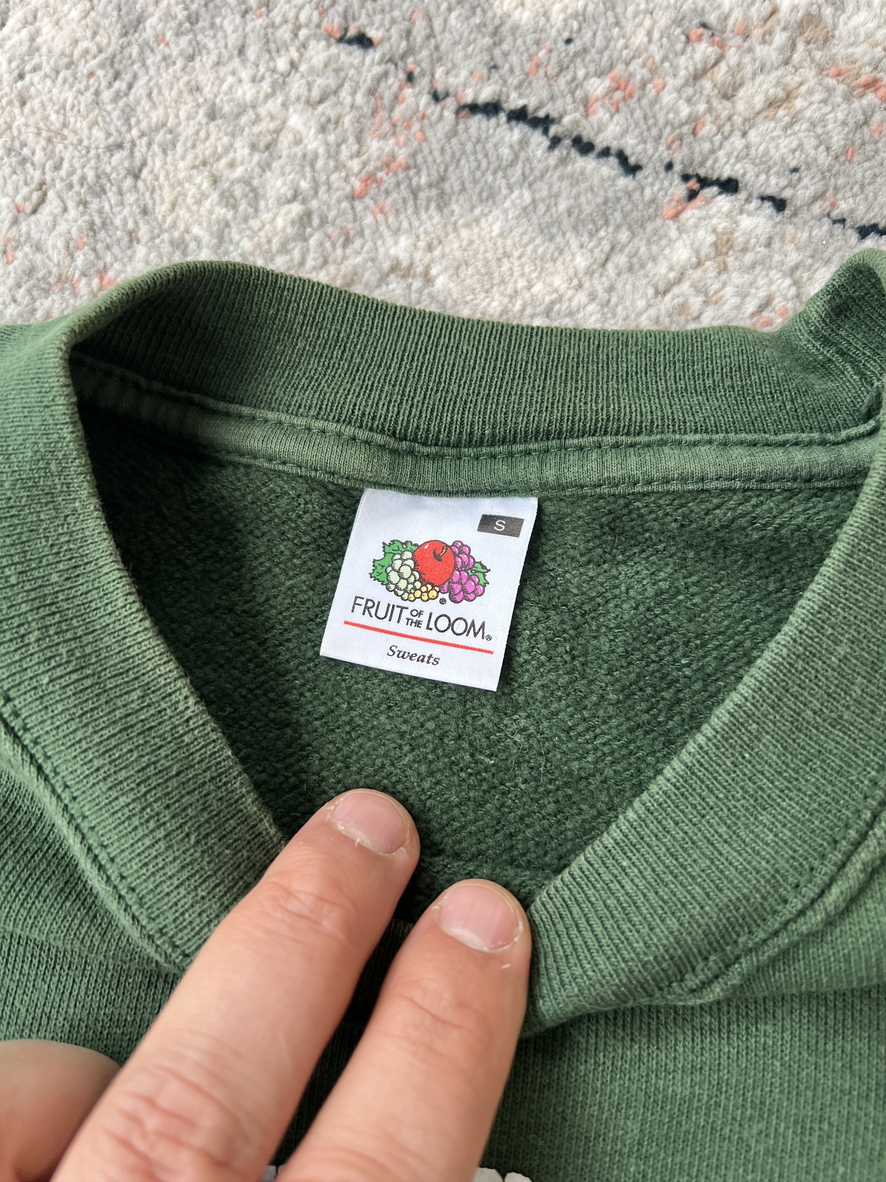 Fruit Of The Loom Universidad Salamanca Vintage Sweatshirt Size US S / EU 44-46 / 1 - 4 Thumbnail