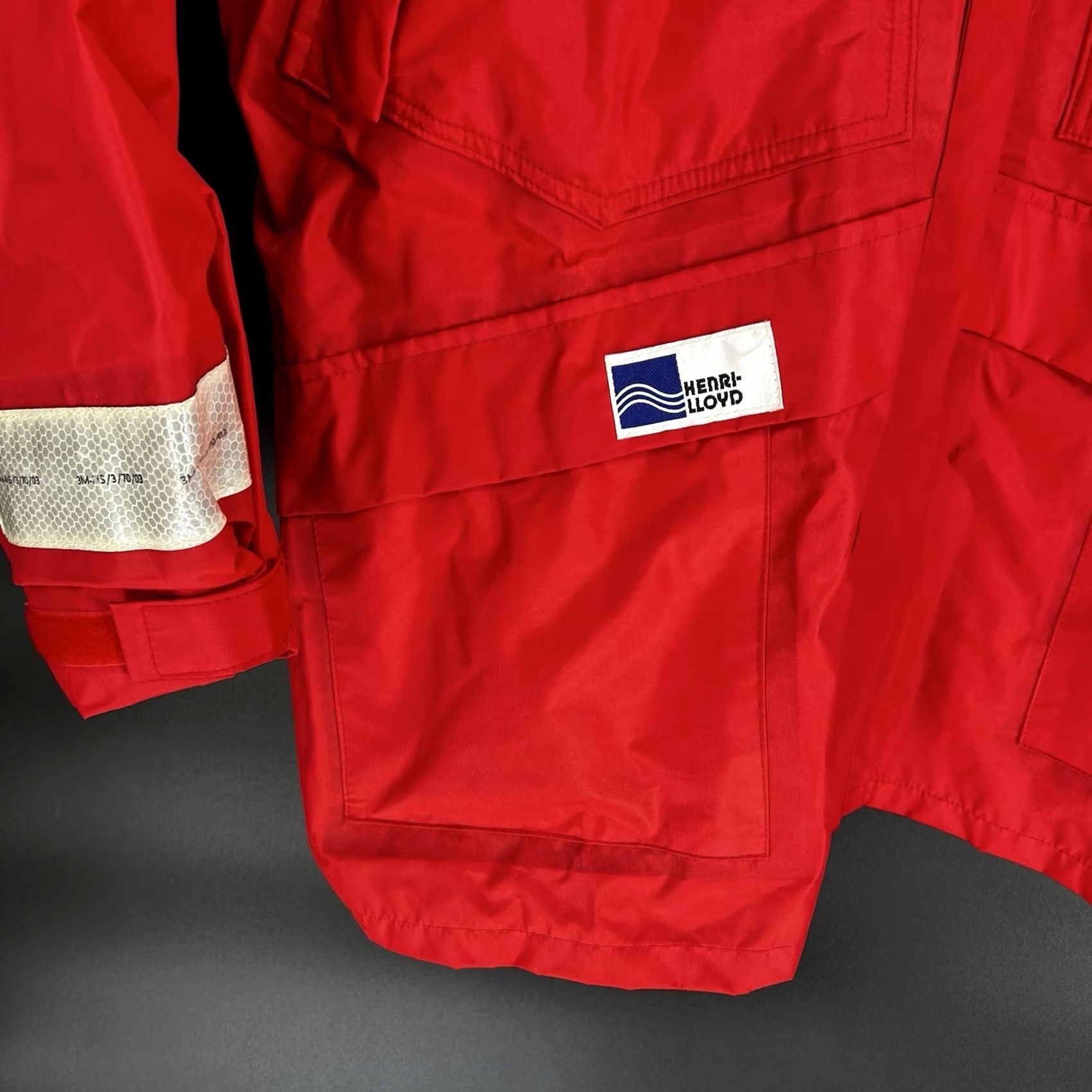 Henri Lloyd VINTAGE Henri Lloyd Sailing Nautical Jacket Full Zip 2XL Red Hooded Buckle Logo Zipper Waterproof Reflective Pockets Men Jacket Size US XXL / EU 58 / 5 - 5 Thumbnail