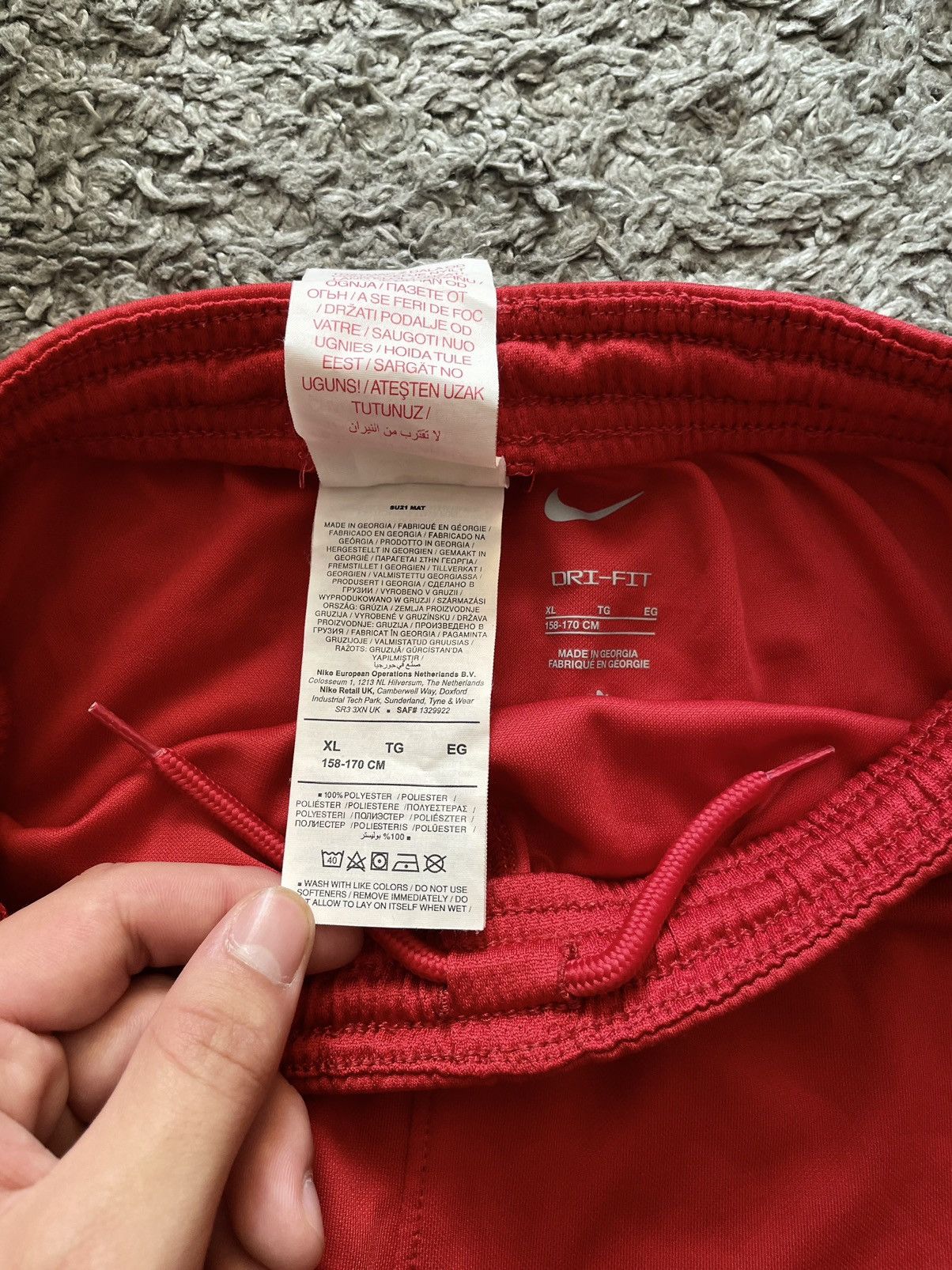 Nike × Vintage Nike Shorts F.C. Liverpool Streetwear Vintage Logo Swoosh Size US 30 / EU 46 - 9 Thumbnail