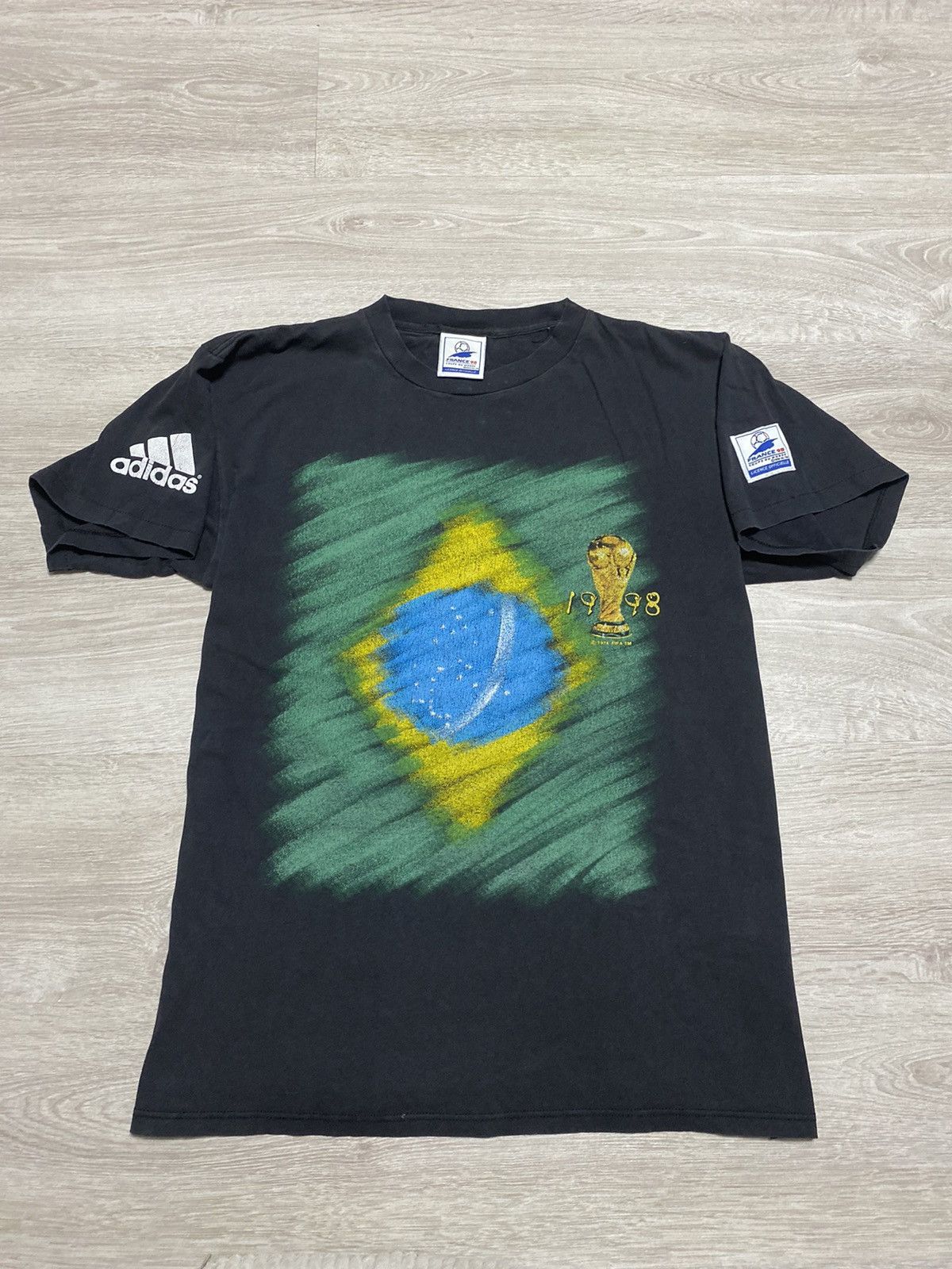 Adidas Vintage Adidas Fifa Cup Brazil Logo France 98 size XL Size US XL / EU 56 / 4 - 1 Thumbnail