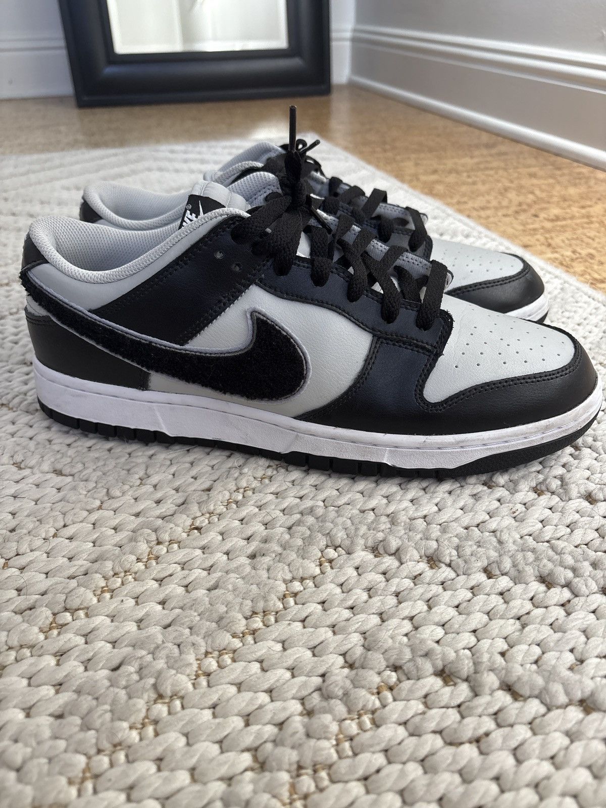 Nike Nike Dunk Low Chenille Swoosh Size 12 Size US 12 / EU 45 - 7 Thumbnail