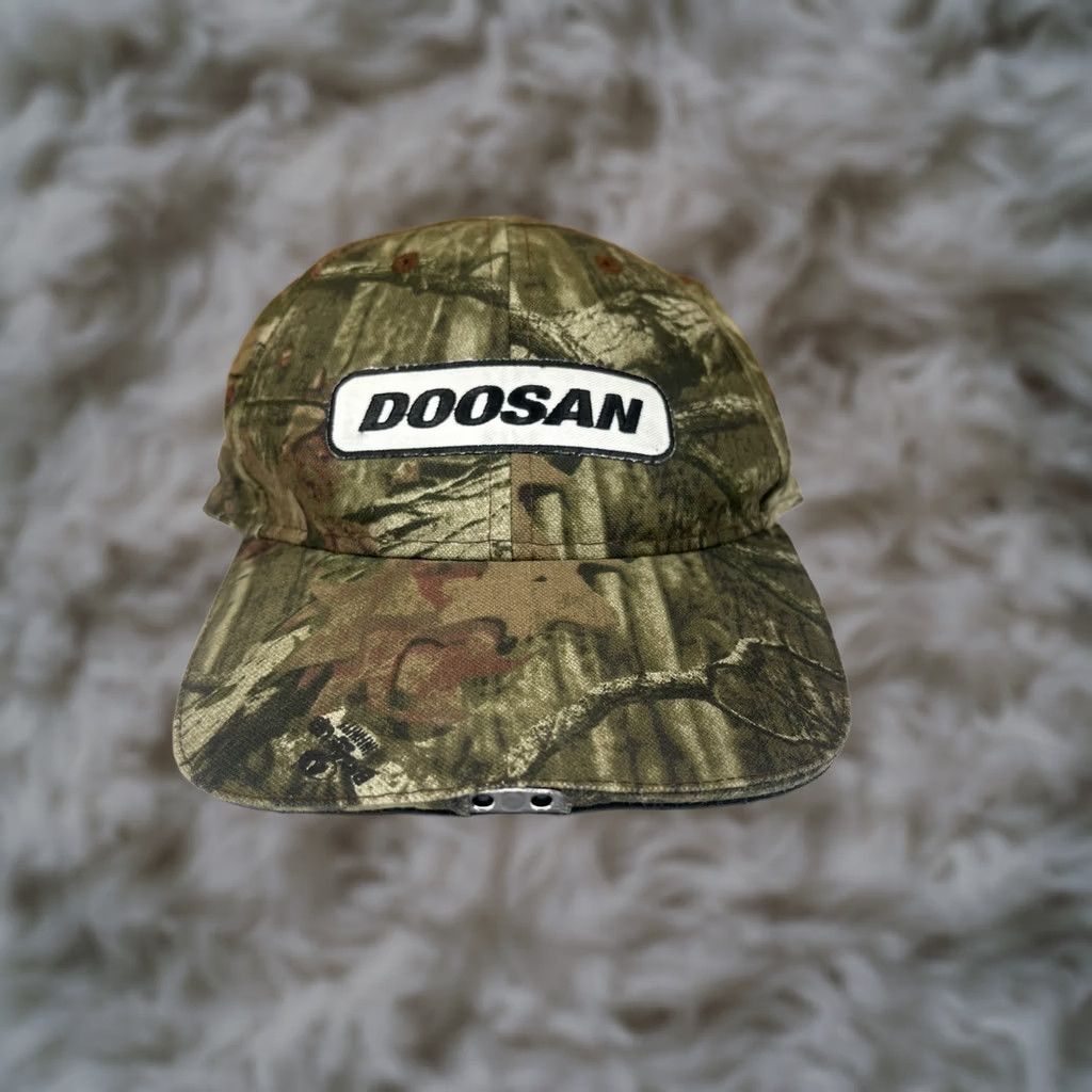 Realtree Realtree Hat Camouflage Hi Beam Lights Under Bill Adjustable Cap Men Baseball Cap Cap Adjustable Multicolor Camouflage 90s? Size ONE SIZE - 1 Thumbnail