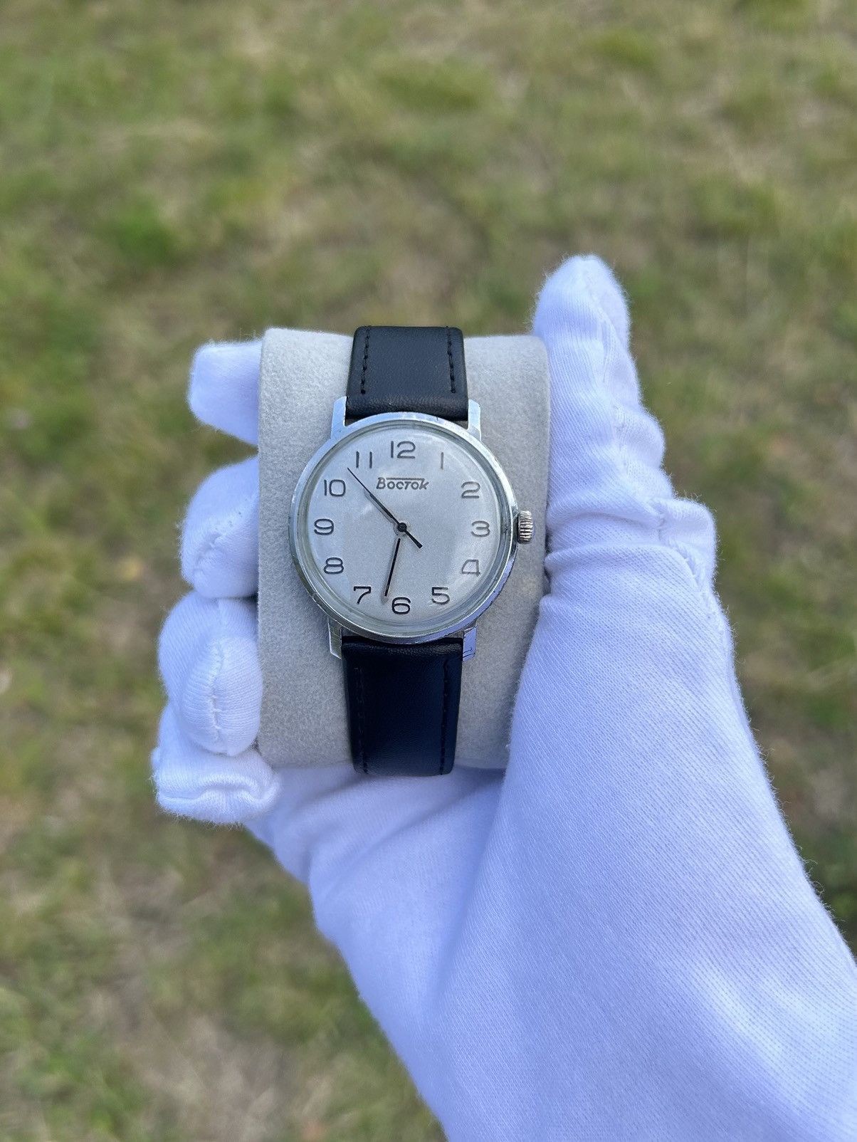 Vintage Vintage Vostok Watch USSR Soviet Mechanical Authentic 1980s Size ONE SIZE - 11 Thumbnail