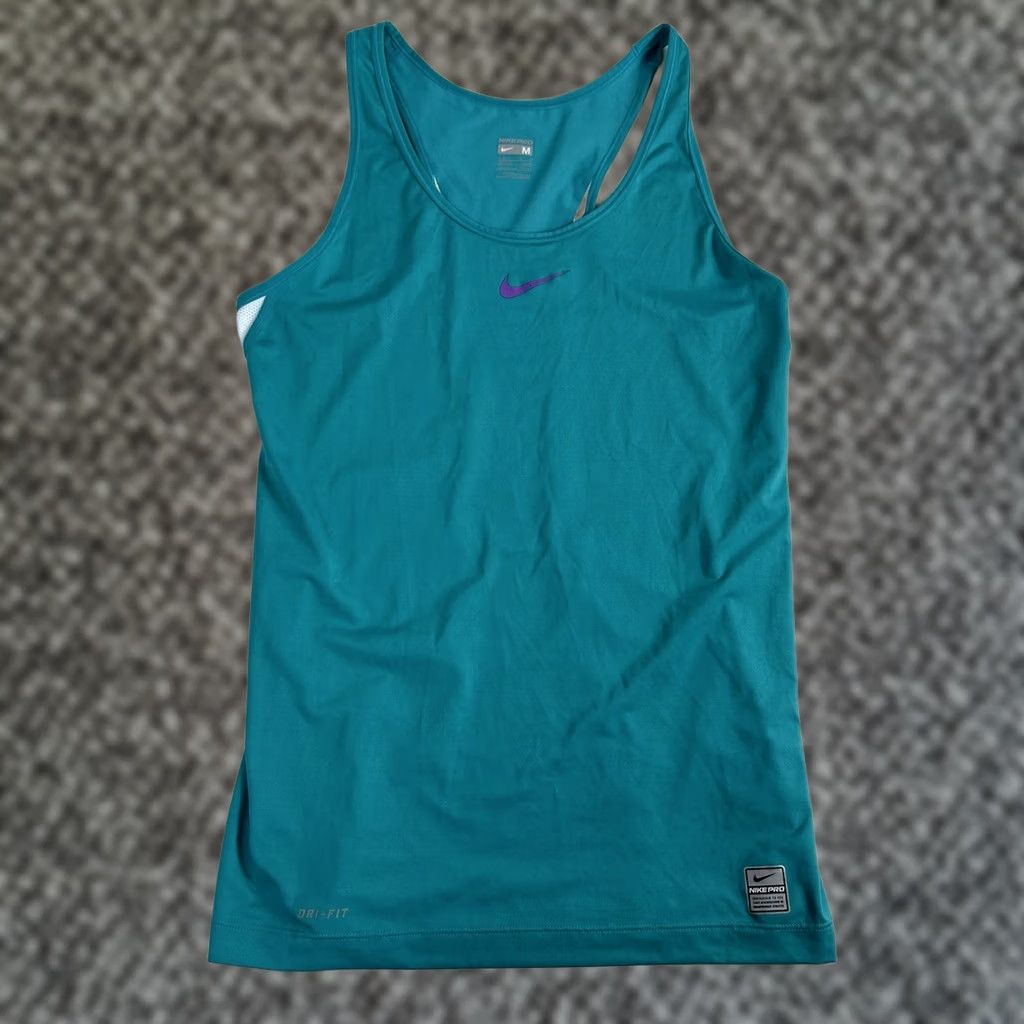 Nike Nike Pro Tank Top Womens Medium Blue Sleeveless Round Neck Logo Sportswear Nike Pro Tank Top Womens Medium Blue Sleeveless Round Neck Logo Size M / US 6-8 / IT 42-44 - 1 Thumbnail