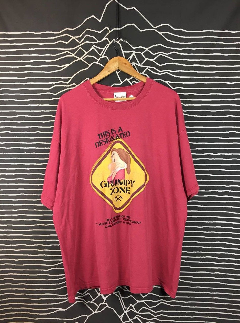 Disney Vtg Walt Disney World Grumpy Zone Snow White 90s Y2K Tee Size US XXL / EU 58 / 5 - 2 Thumbnail