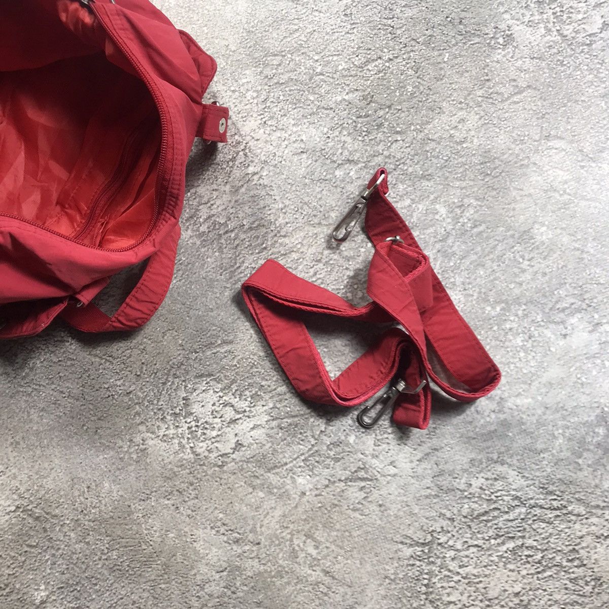 Vintage Vintage Y2K Red Crossbody Pocket Bag Streetwear Baggy OS Size ONE SIZE - 9 Thumbnail
