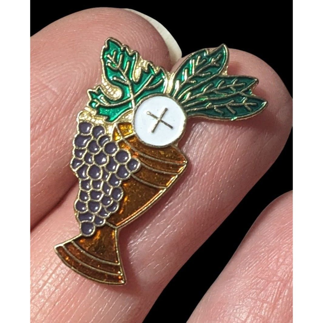 Other First Communion Gold Tone Enamel Filled Lapel Pin Size ONE SIZE - 1 Thumbnail