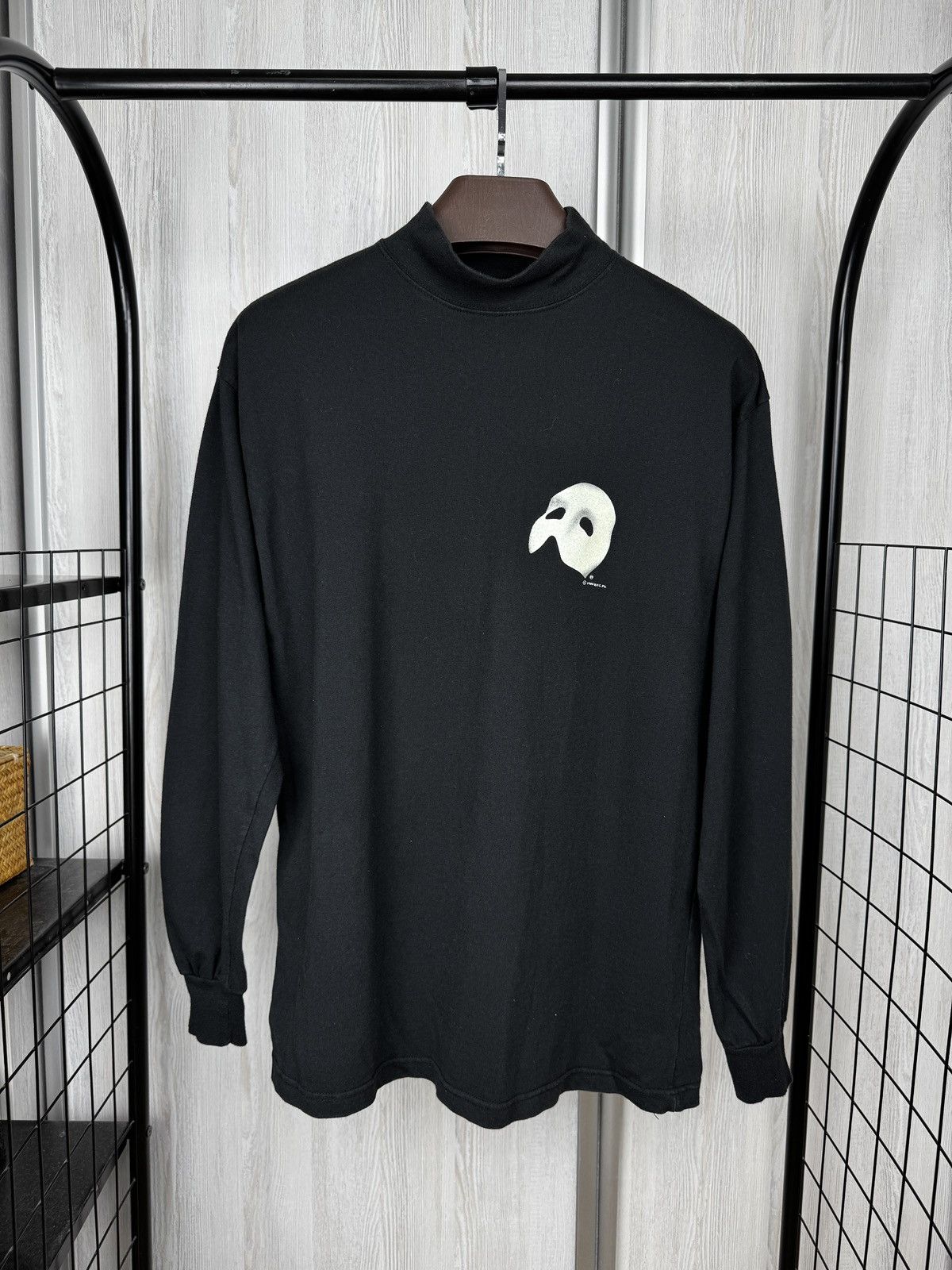 Vintage Vintage THE PHANTOM OF THE OPERA 1989 Black Neck Sweatshirt Size US L / EU 52-54 / 3 - 1 Thumbnail