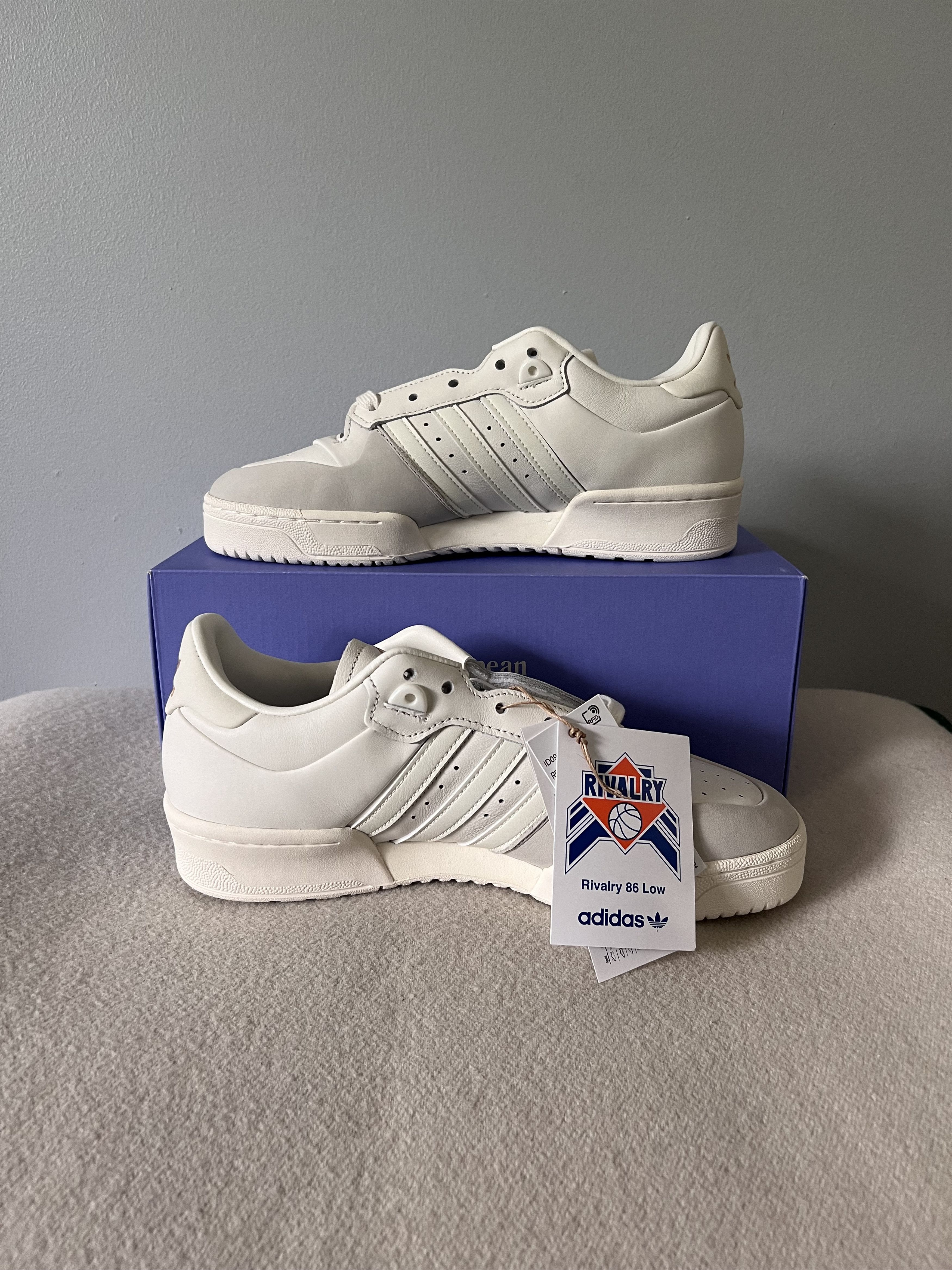 Adidas BSTN Adidas Rivaly 86 Low Real Madrid RM UV2 in White Size US 10.5 / EU 43-44 - 3 Thumbnail