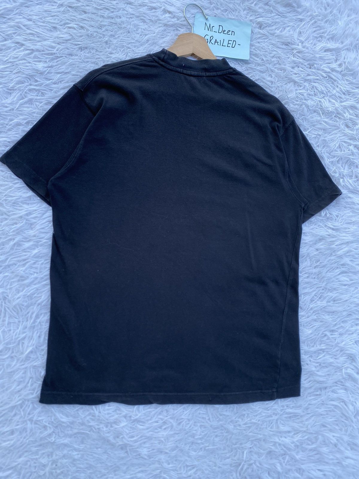 Yves Saint Laurent Rare Vintage Yves Saint Laurent YSL Spellout Tshirt Size US M / EU 48-50 / 2 - 16 Thumbnail