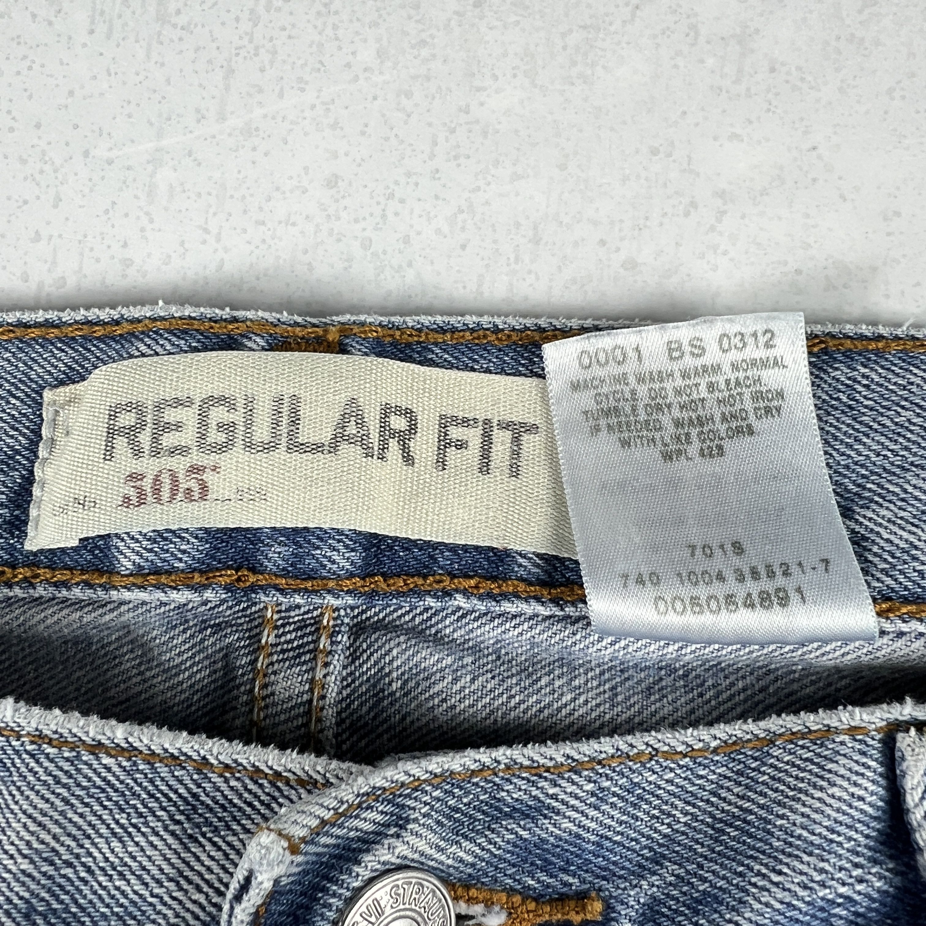 Levi's × Vintage Y2K Levi's Jeans 505 Straight Blue Faded Cotton Denim Size US 34 / EU 50 - 7 Thumbnail
