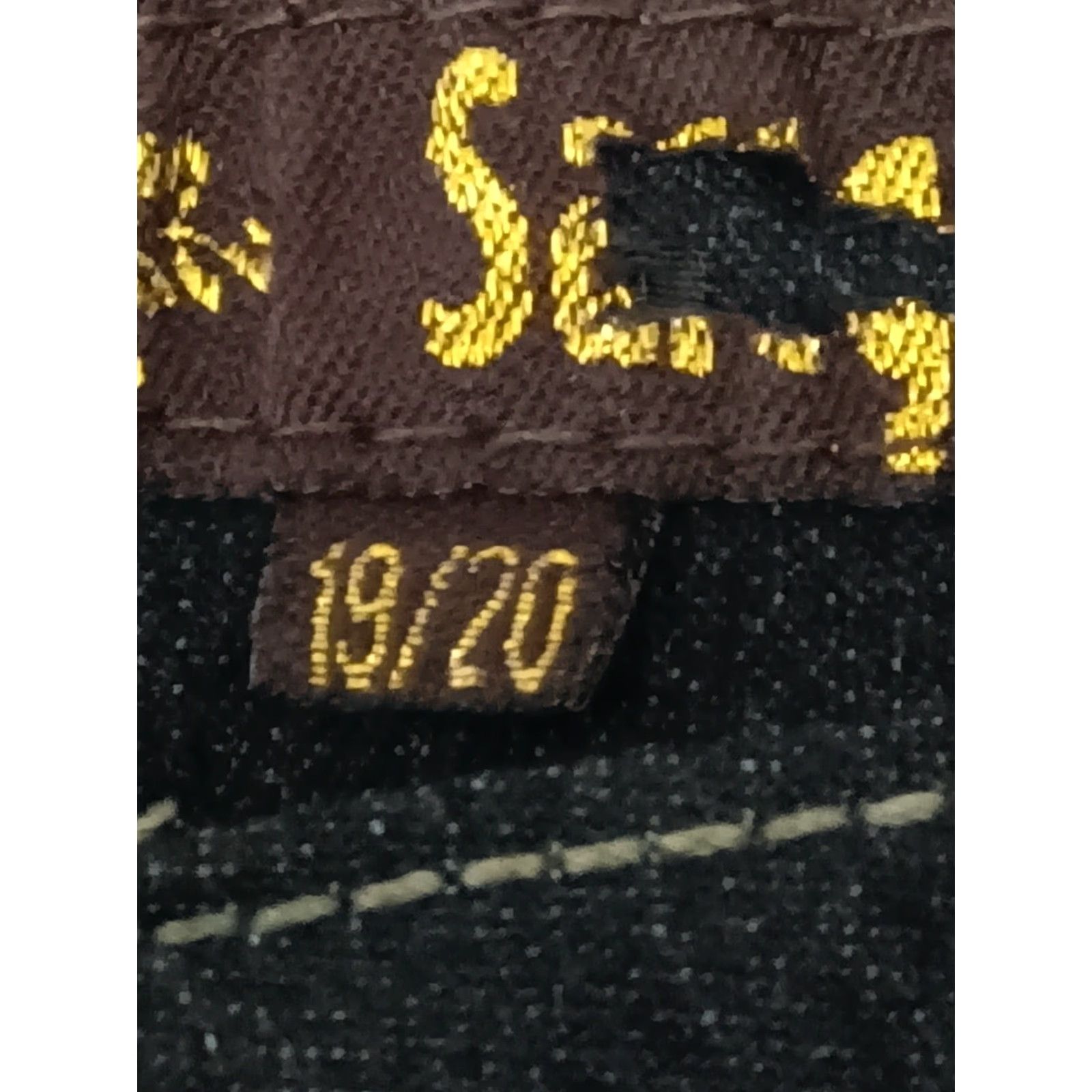 Vintage Unbranded Jeans 3 Button Closure Dark Wash Skinny Black Women's 19/20 Size 40" / US 18 - 5 Thumbnail