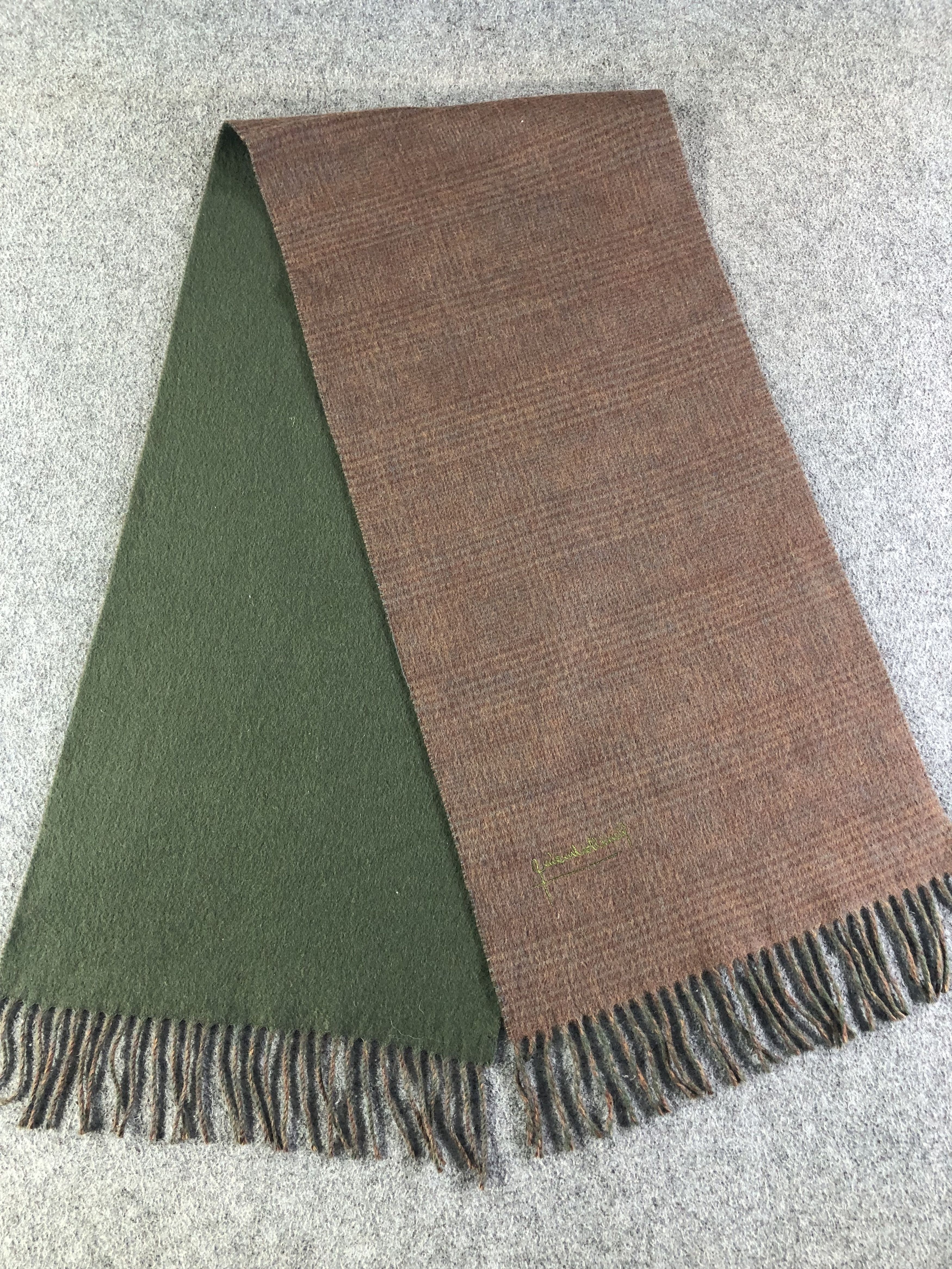 Pierre Balmain Pierre Balmain Wool Scarf / Muffler / Neckwear SS1375 Size ONE SIZE - 2 Thumbnail
