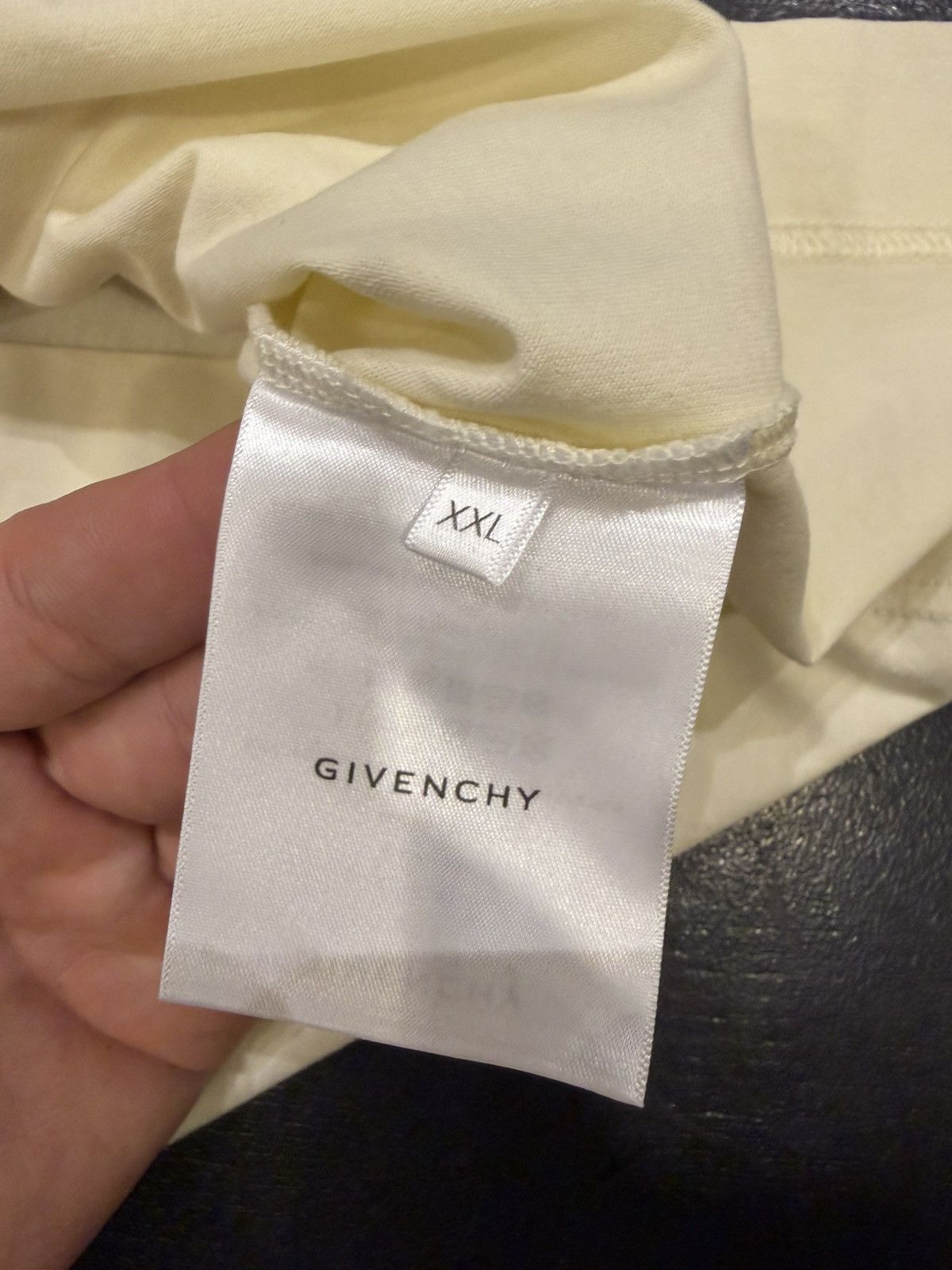 Givenchy Givenchy Flower Sleeve Tee Size US XXL / EU 58 / 5 - 4 Thumbnail