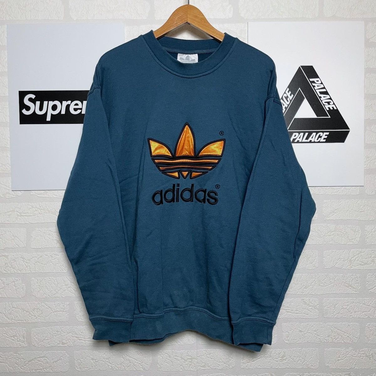 Adidas Vintage Sweatshirt Adidas Boxy 90s Size US XL / EU 56 / 4 - 1 Thumbnail