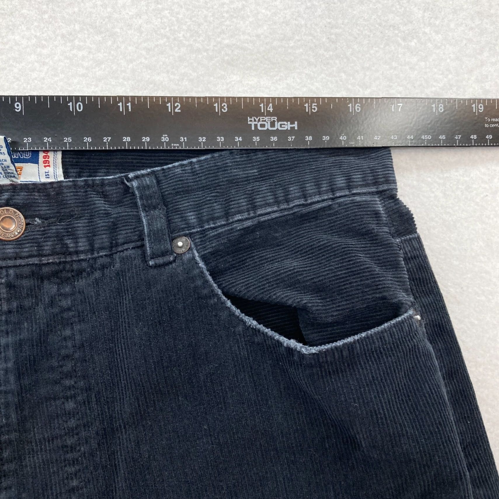 Old Navy Old Navy Corduroy Pant Mens 33x32 Black 5-Pocket Vintage Y2K Read Size US 33 - 7 Thumbnail