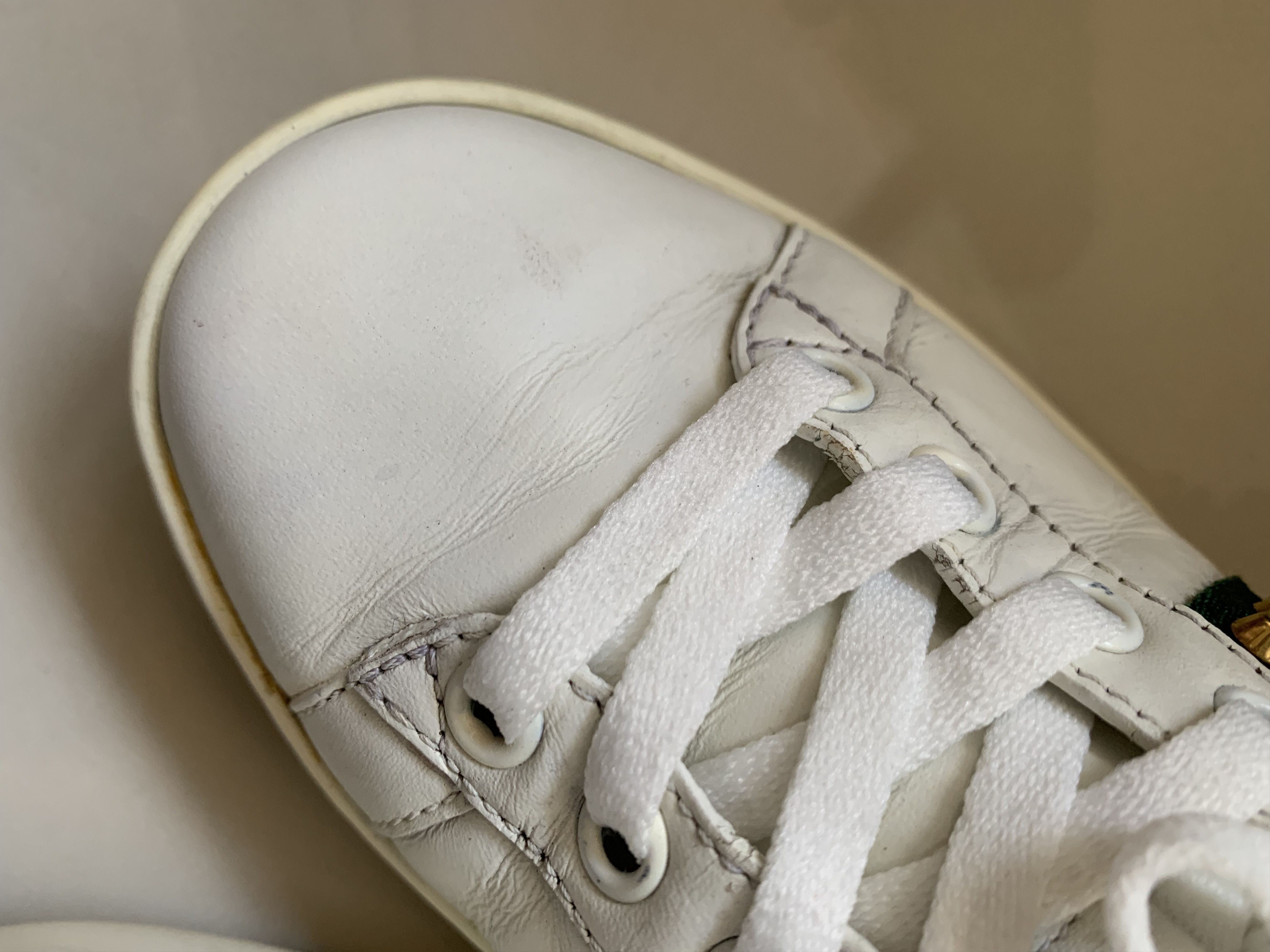 Gucci Gucci White Leather Pearl Studded Ace Low Sneakers EU 35 Size US 5 / IT 35 - 14 Thumbnail