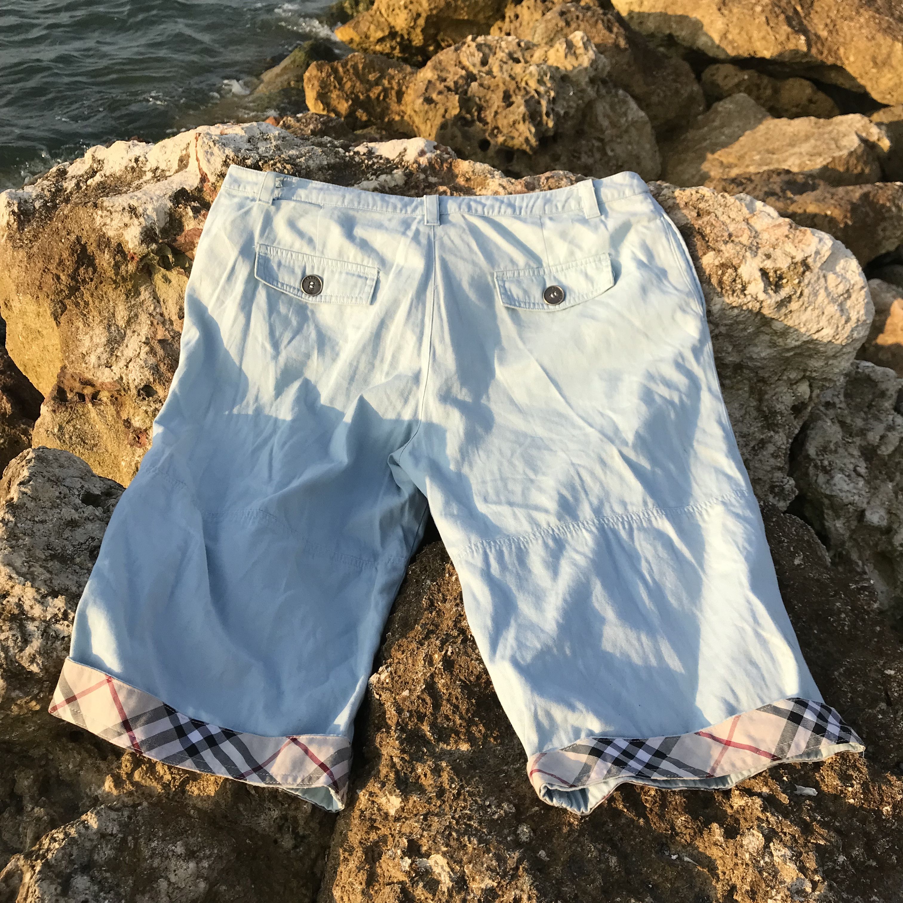Vintage Burberry baby blue short novacheck pants Trouser pan