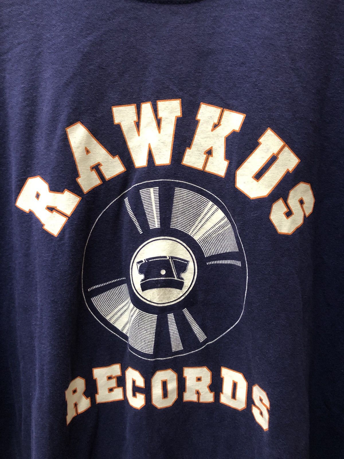 Band Tees VINTAGE RAWKUS RECORD HIP HOP T SHIRT DEF JAM TOMMY BOY Size US XXL / EU 58 / 5 - 3 Thumbnail