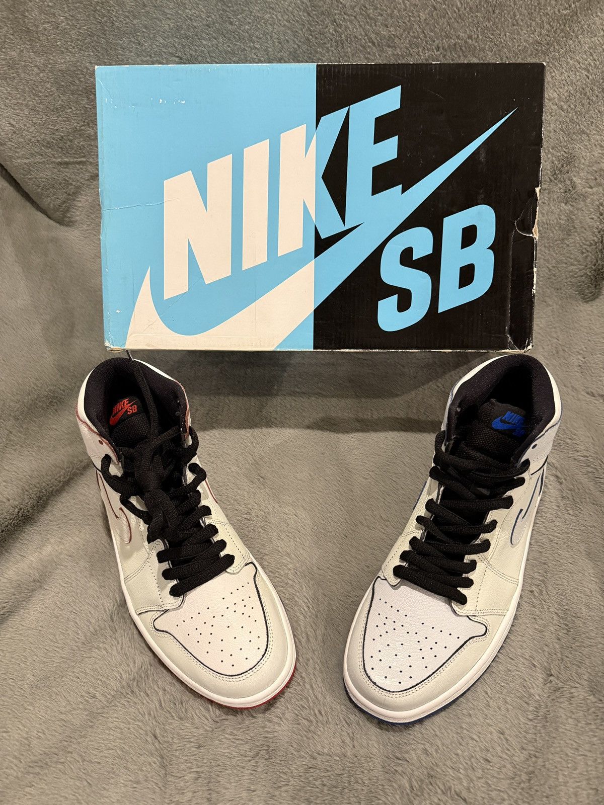 Nike Jordan 1 SB Lance Mountain White 10M 653532-100 New with Box Size US 10 / EU 43 - 12 Thumbnail