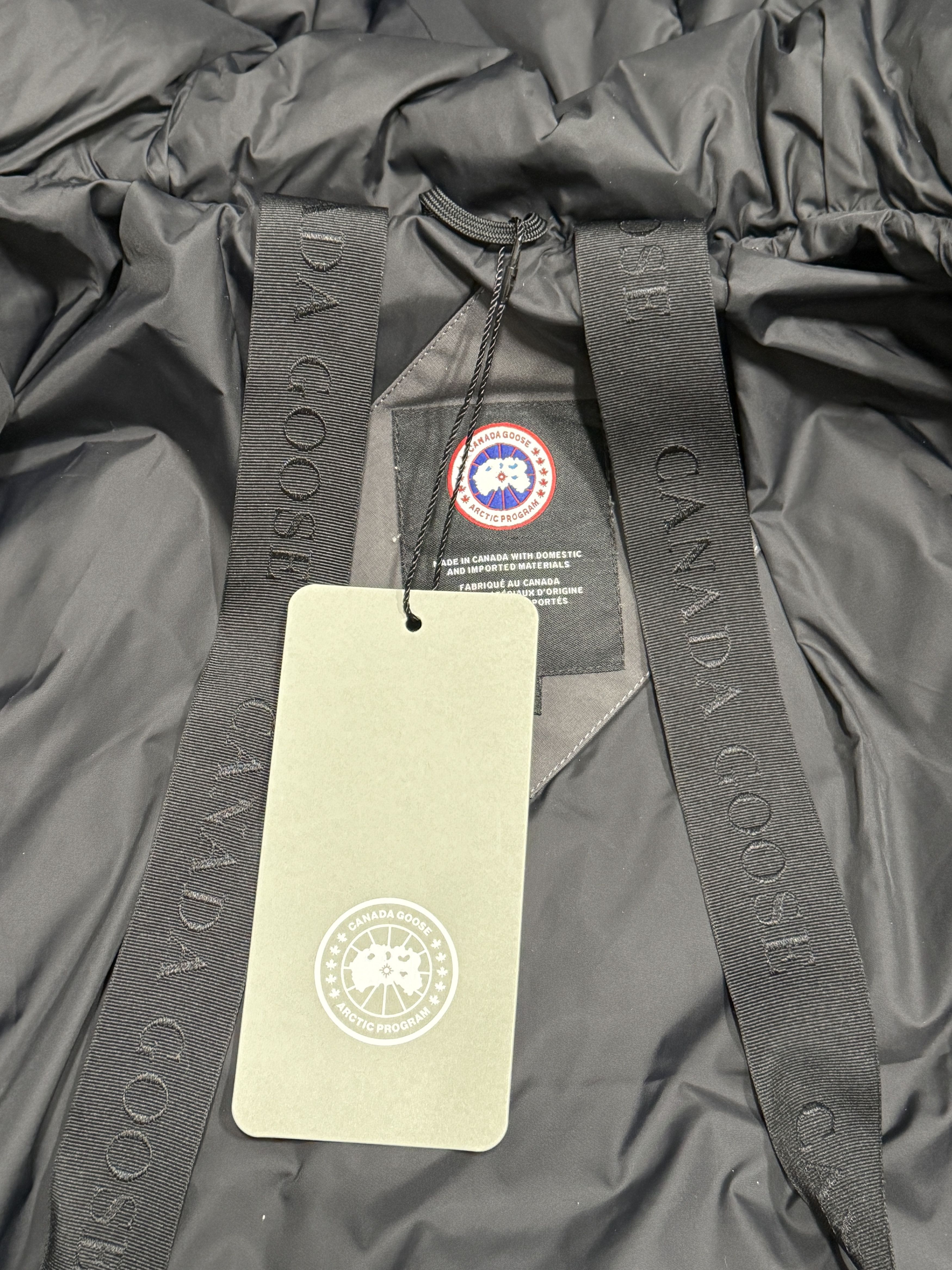 Canada Goose NWT Canada Goose Carson Parka in Graphite (Men's Small) Size US S / EU 44-46 / 1 - 6 Thumbnail