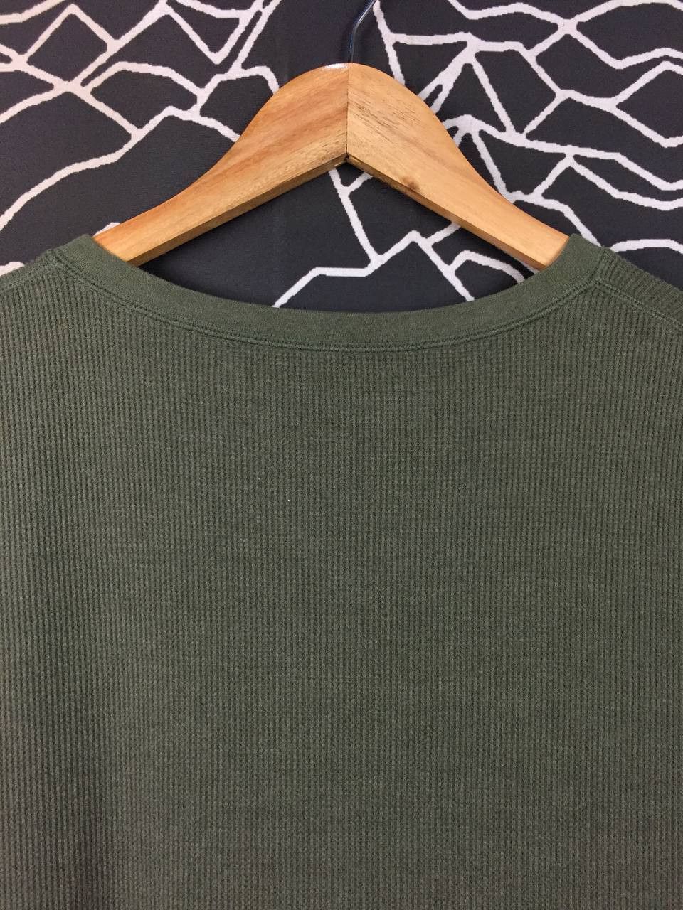 Uniqlo Uniqlo Waffle Knit Long Sleeve Henley Tee Size XL Size US XL / EU 56 / 4 - 8 Thumbnail