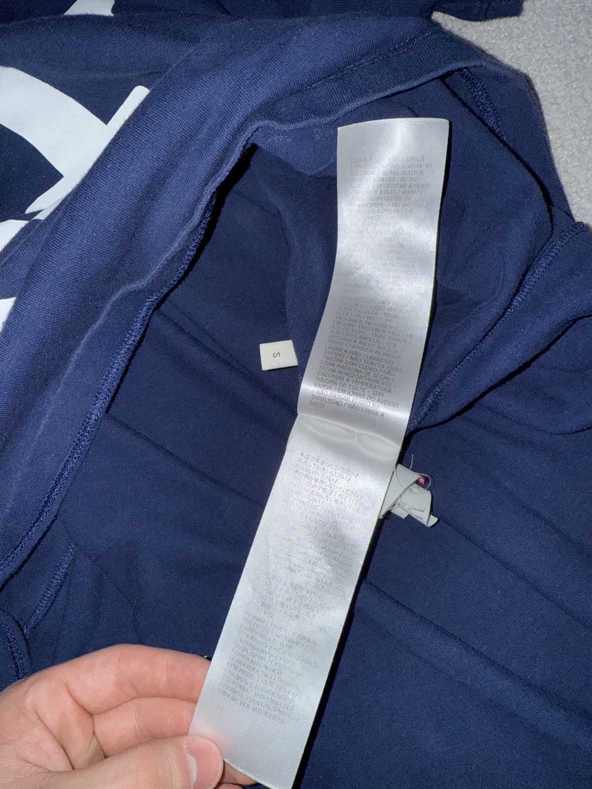 Gucci Gucci Le Plus Loin Le Plus Serré Shirt Navy Mens Sz S Size US S / EU 44-46 / 1 - 5 Thumbnail