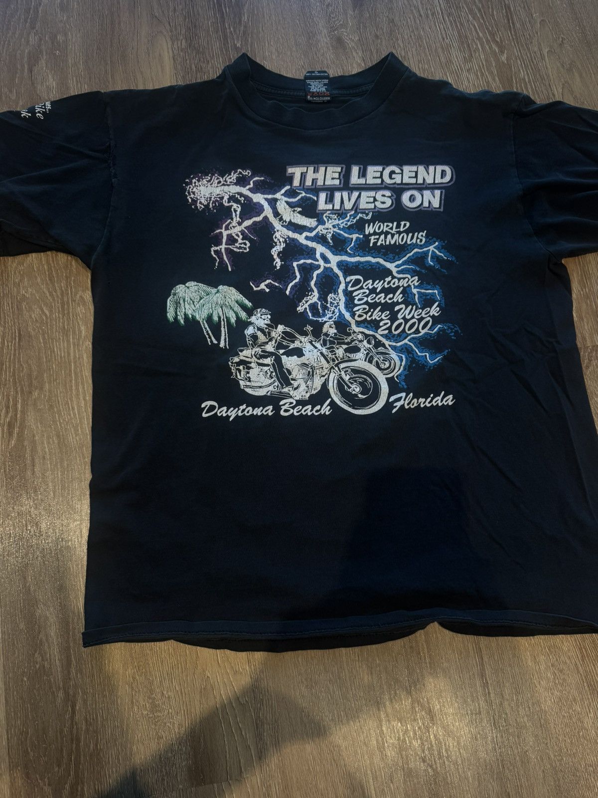 Other Vintage Black Lightning Tee Size US L / EU 52-54 / 3 - 1 Thumbnail