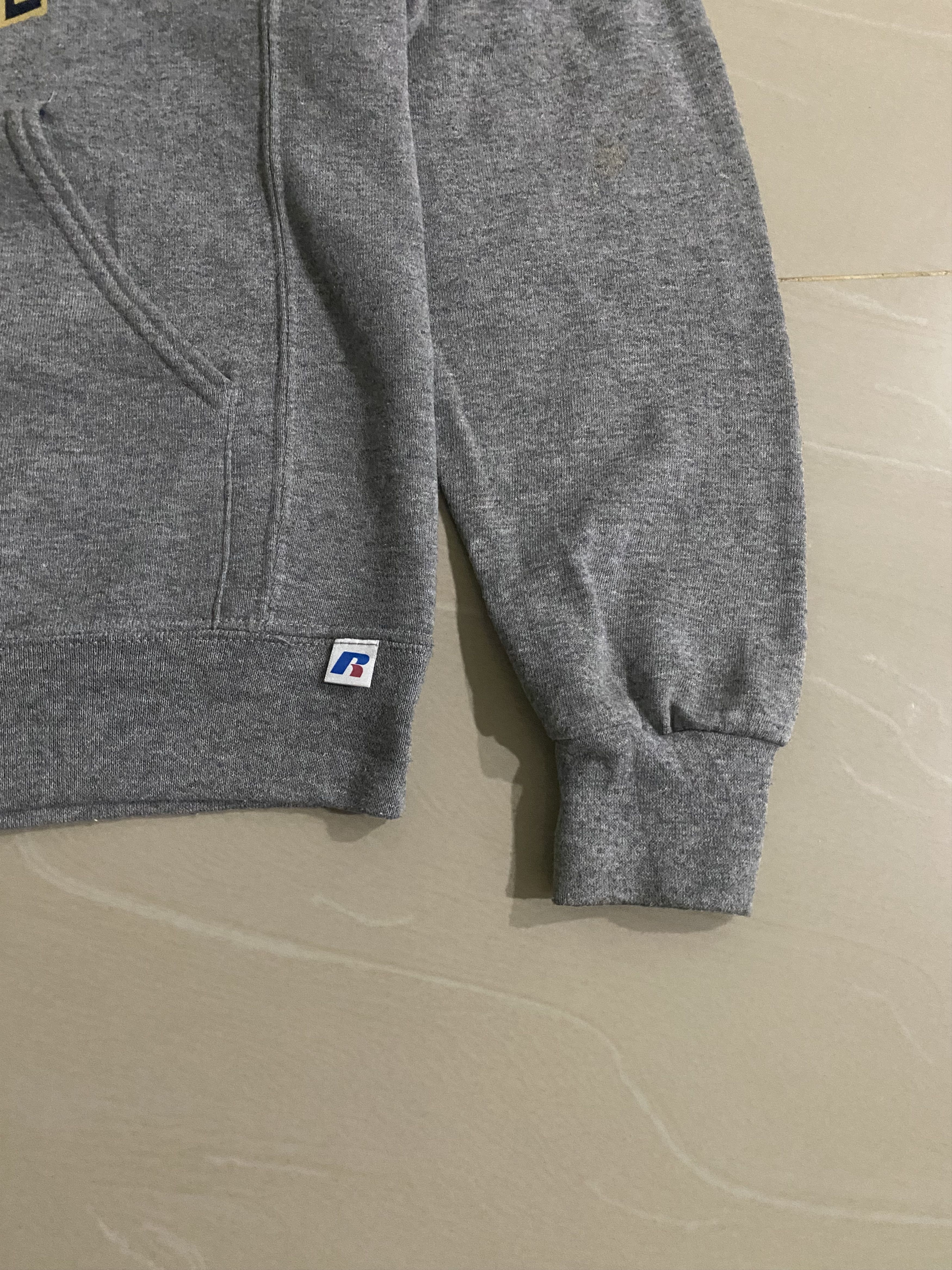 Russell Athletic × Vintage Vintage Russell Athletic Raven Volleyball Hoodie Size US S / EU 44-46 / 1 - 2 Thumbnail