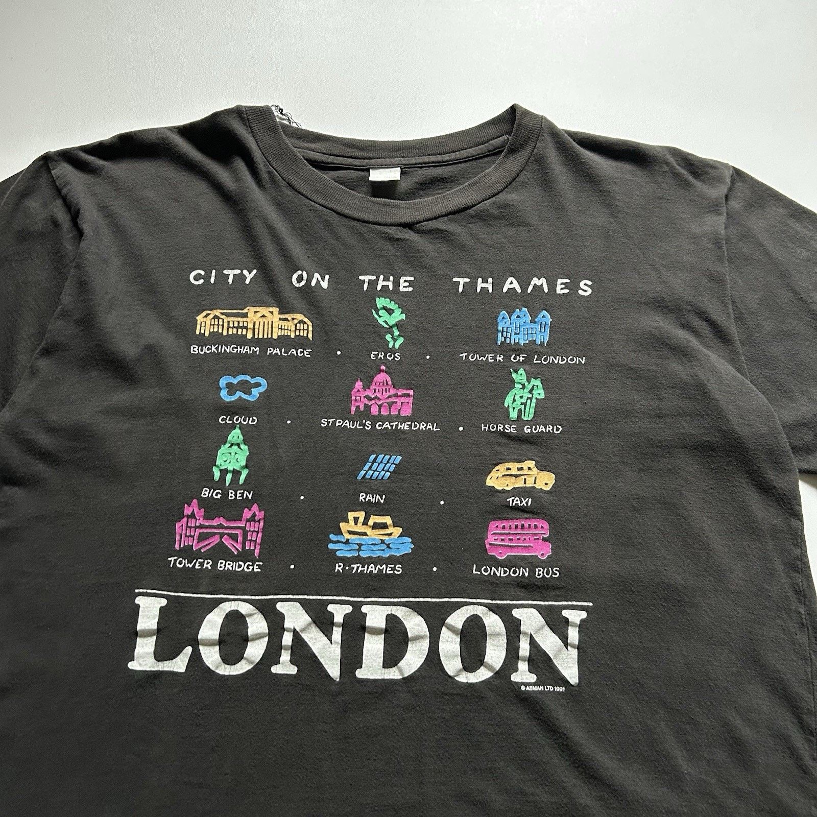 Vintage Vintage 90s London England T Shirt Large City On The Thames Size US L / EU 52-54 / 3 - 2 Thumbnail