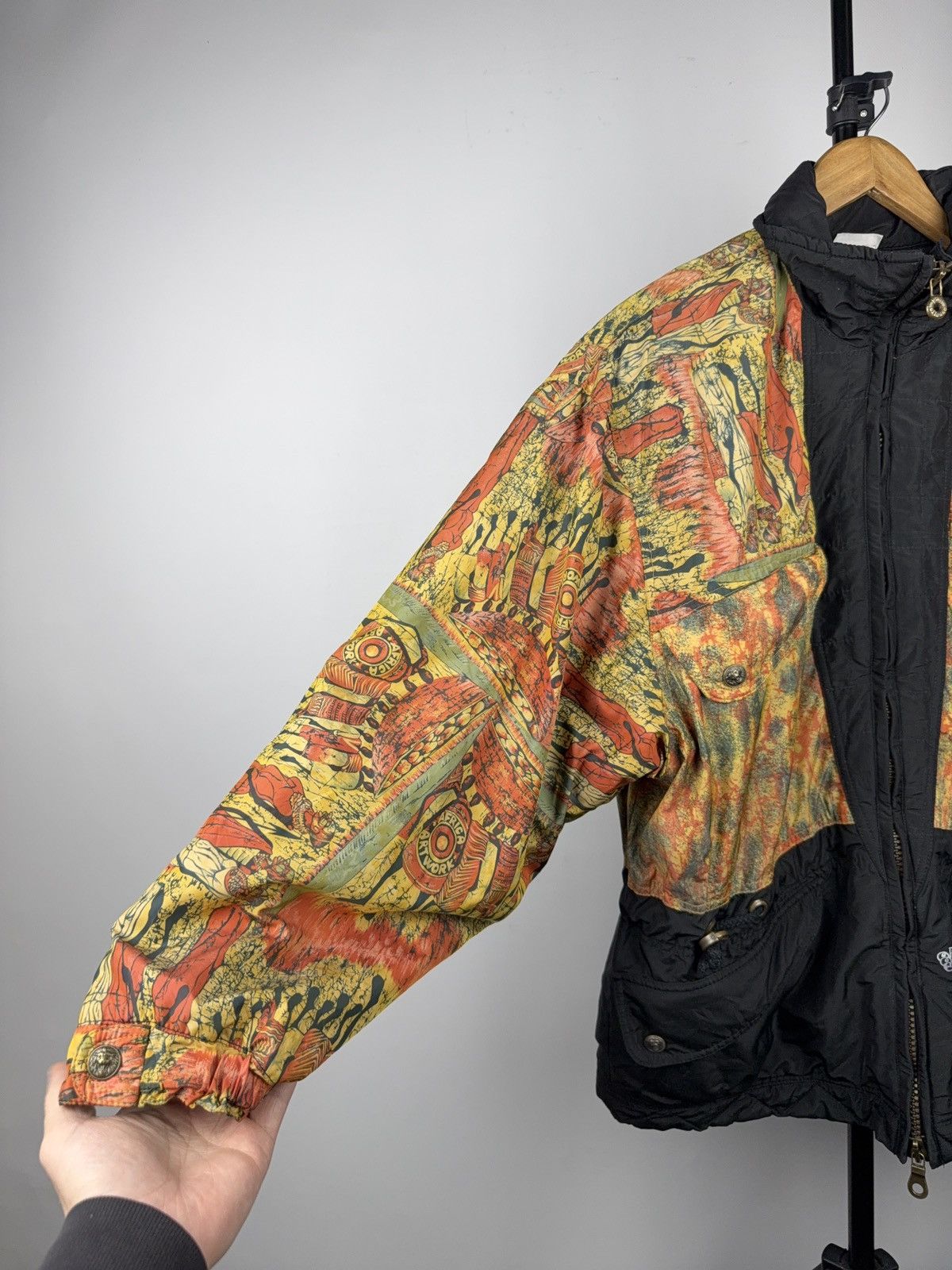 Ellesse Vintage Archive RETRO Ellesse Africa Art Work Ski Jacket 90s Size US L / EU 52-54 / 3 - 3 Thumbnail