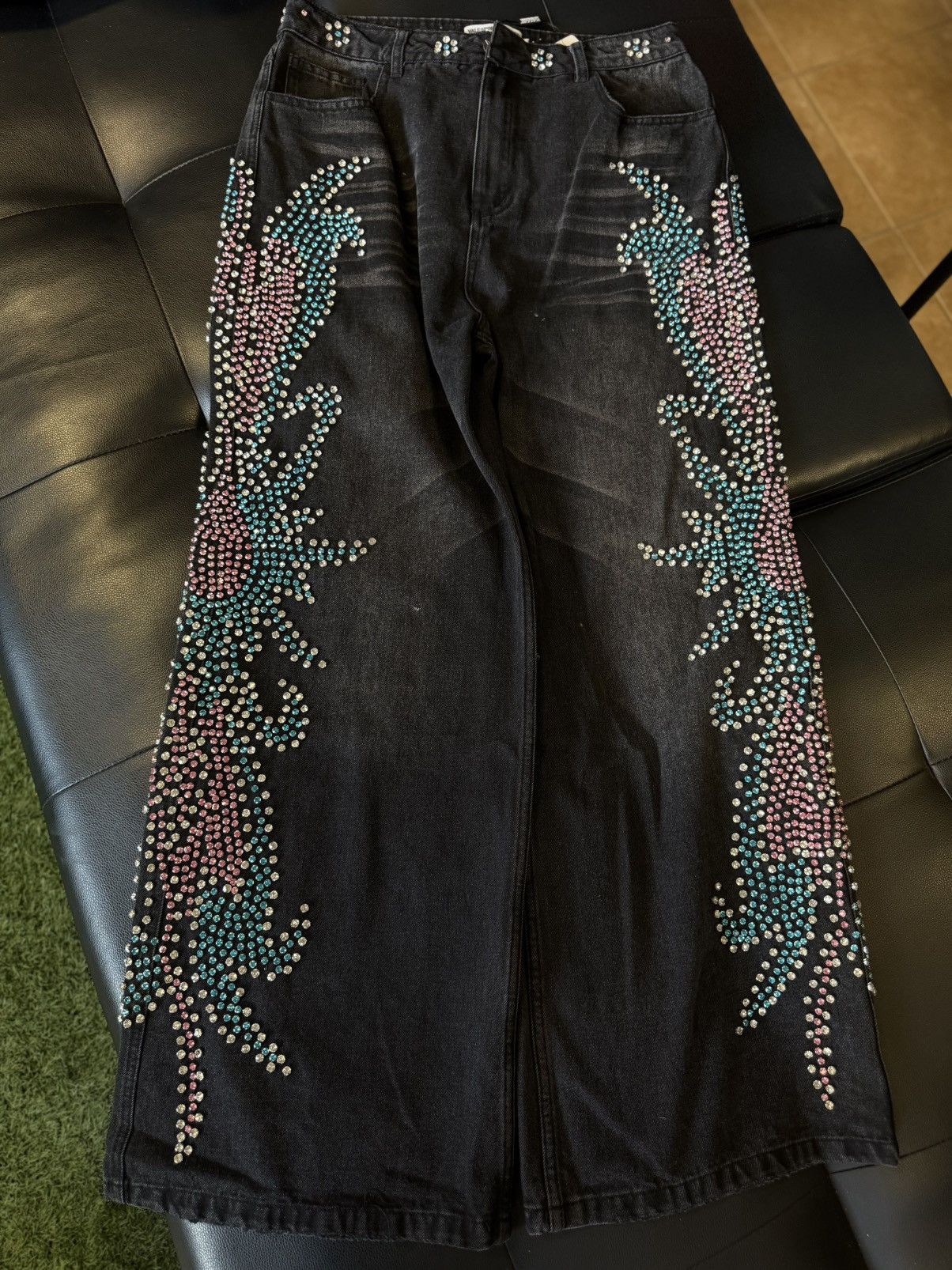 Vale Valley Stone Crystal Rhinestone Baggy Black Jeans Size 30 Size US 30 / EU 46 - 1 Thumbnail