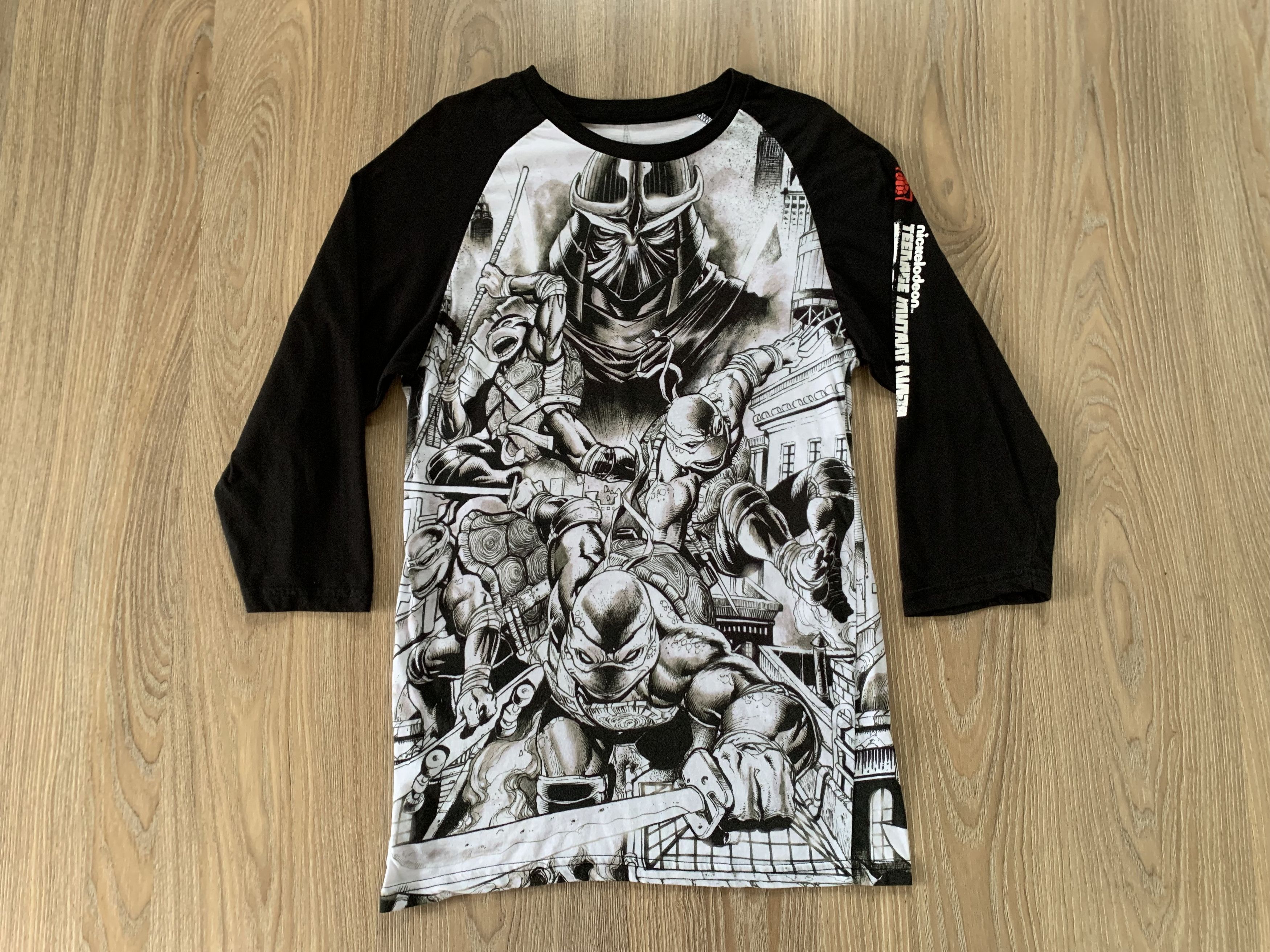 Nickelodeon LootCrate DX Teenage Mutant Ninja Turtles 3/4 Sleeve Shirt Size US L / EU 52-54 / 3 - 2 Thumbnail