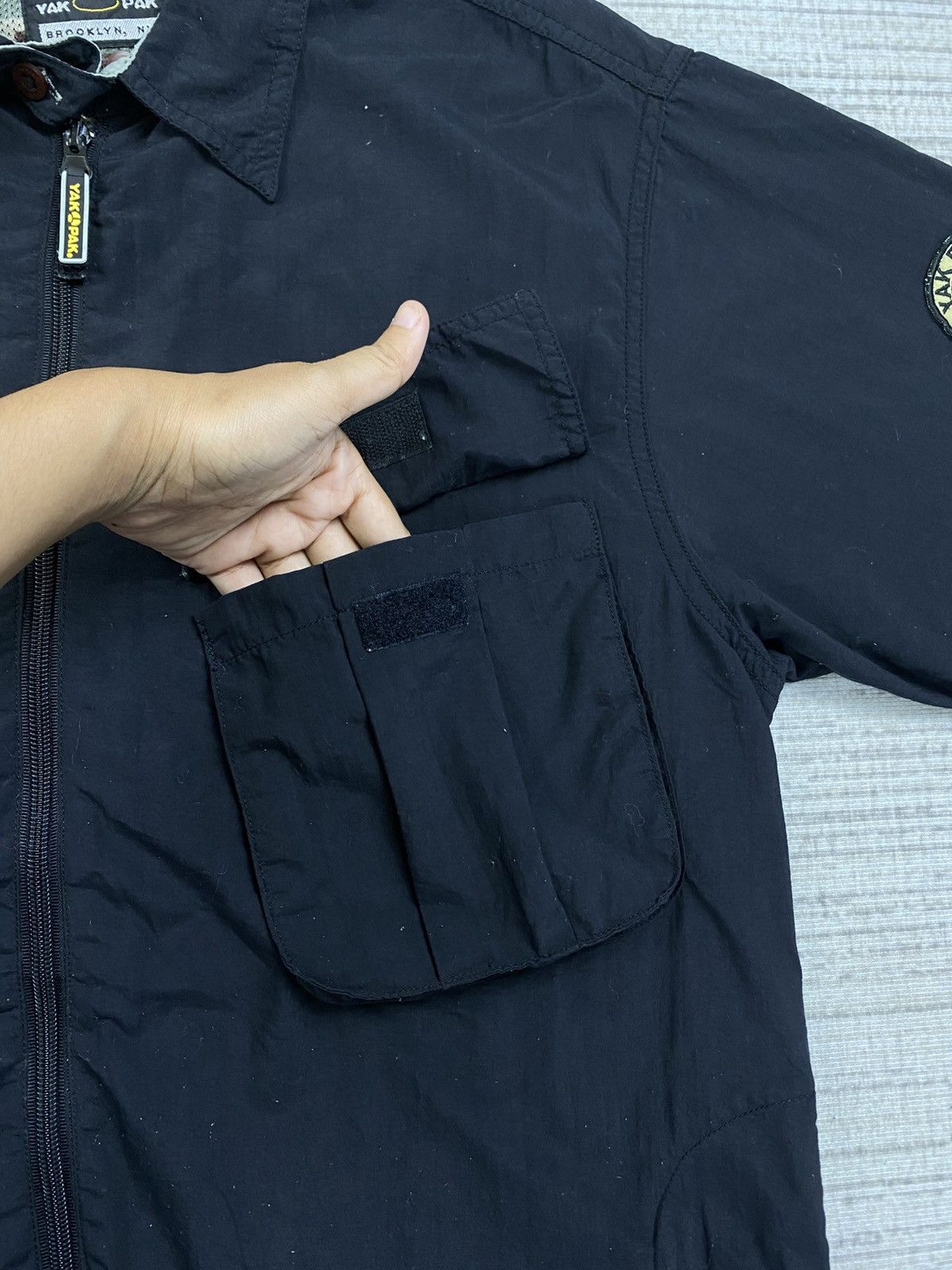 Brooklyn Clothing × Vexed Generation × Vintage Vintage Vexed Generation YAK PAK Survival Shirt Size US M / EU 48-50 / 2 - 8 Thumbnail