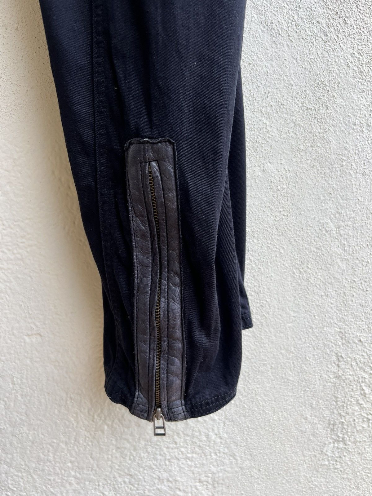 02DERIV. × Alfredo Bannister Alfredo Bannister X 02Deriv Hybrid Leather Cargo Trouser Size US 33 - 23 Thumbnail