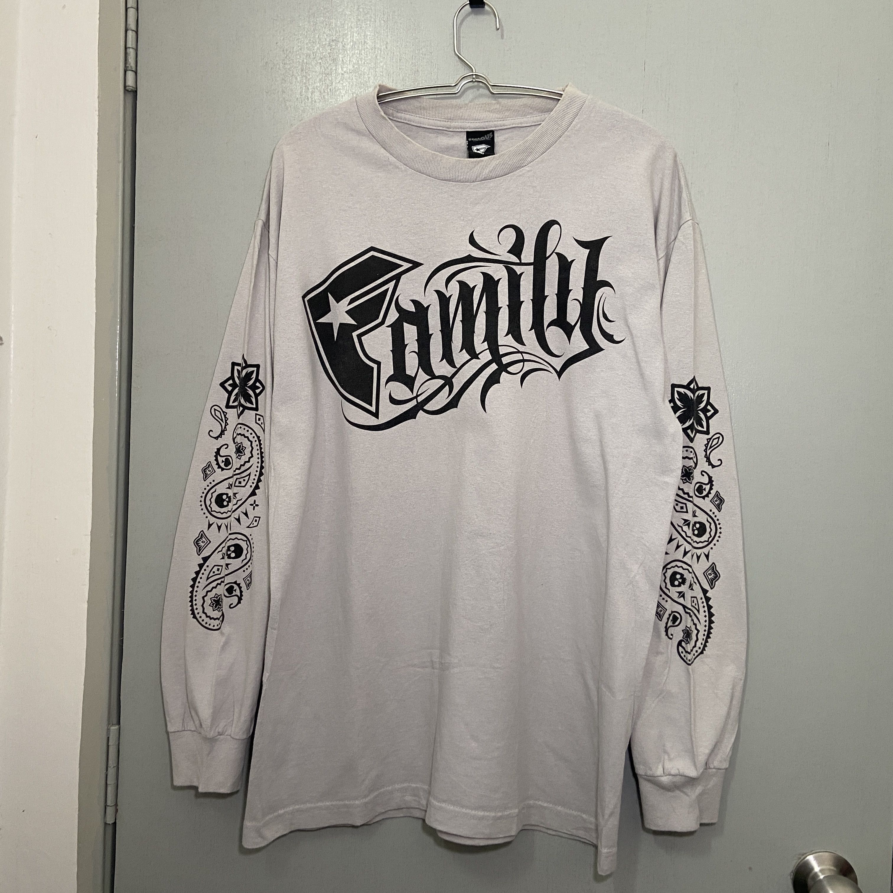 Famous Stars And Straps × Hypebeast Famous Stars & Straps Family Paisley LS Tee Size US L / EU 52-54 / 3 - 1 Thumbnail