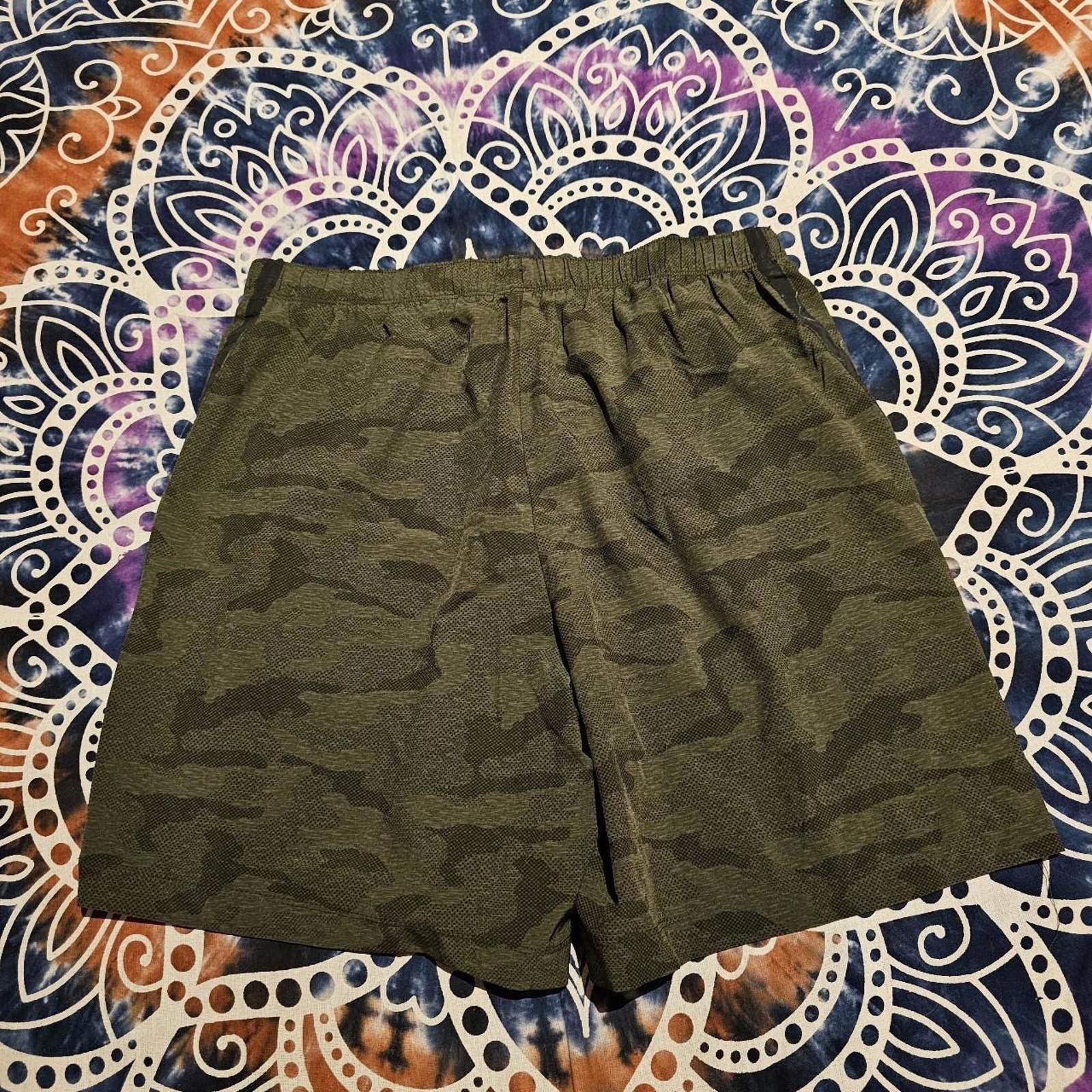 Designer Men's Asics Men's Camo Gym Shorts Size US 32 / EU 48 - 6 Thumbnail