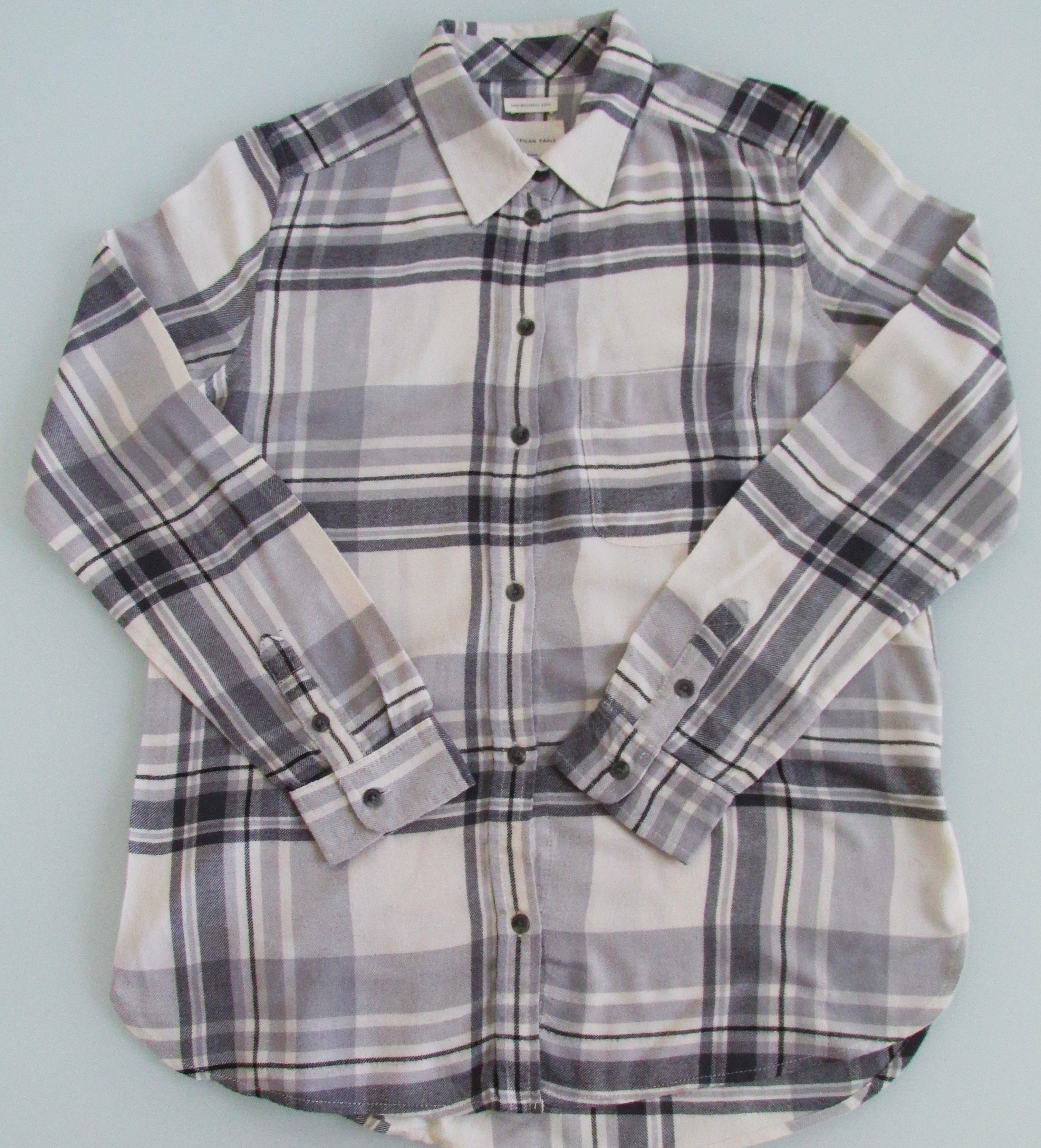 American Eagle Outfitters American Eagle Women's Boyfriend Fit Shirt Size Small Size S / US 4 / IT 40 - 1 Thumbnail
