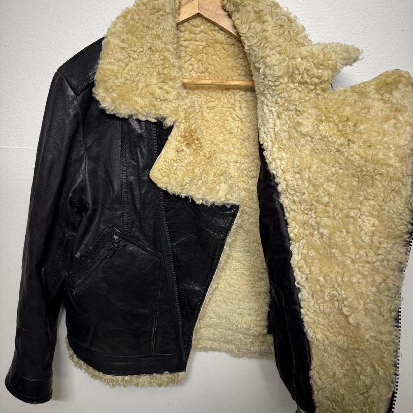 Other 1970s thrashed fleece lined black leather jacket Size M/L Size US M / EU 48-50 / 2 - 3 Thumbnail