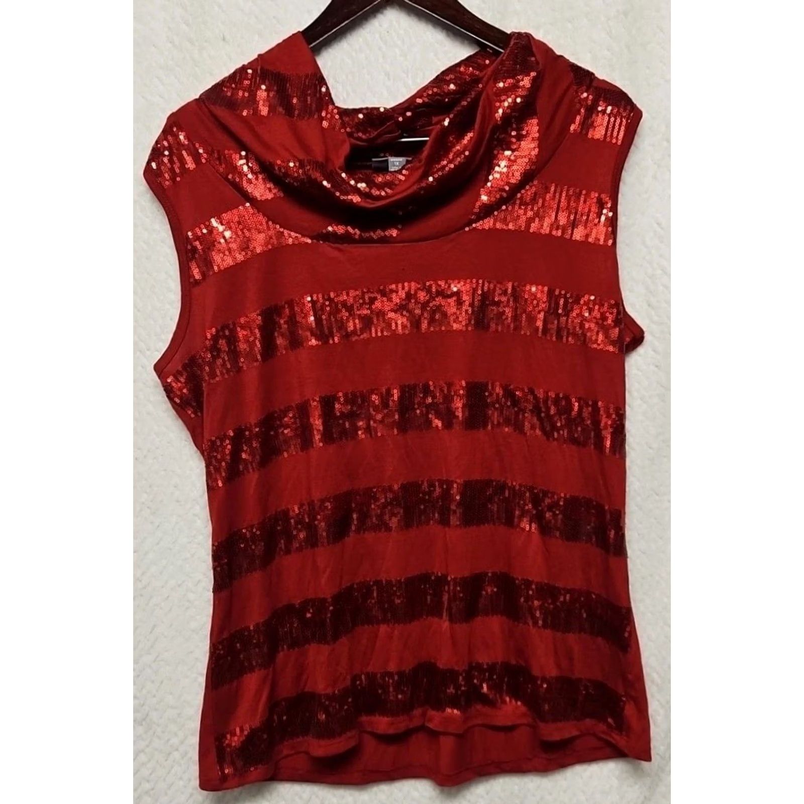 Vintage Roz & Ali Women’s 1X Red Sequin Cowl Neck Sleeveless Blouse Party Top XL Red Sequin Cowl Neck Sleeveless Blouse Party Women Size XL / US 12-14 / IT 48-50 - 2 Thumbnail