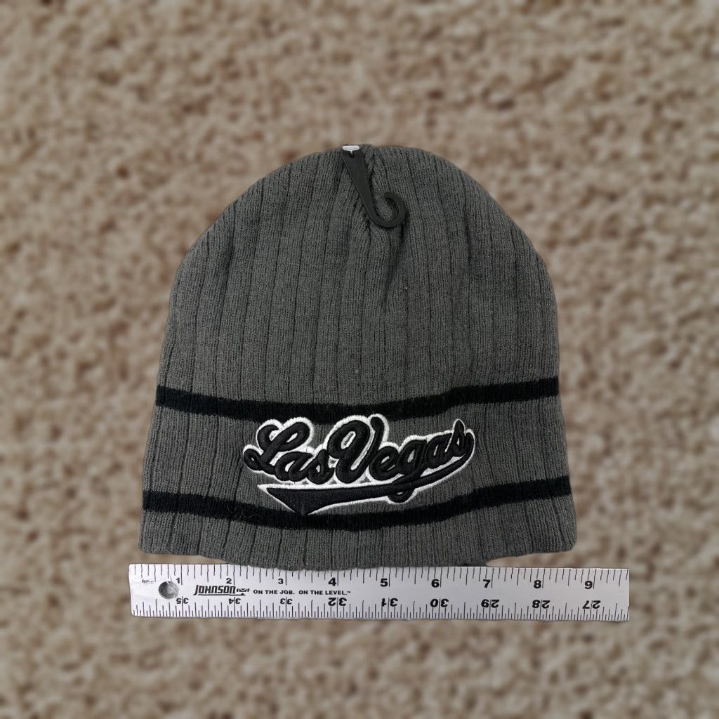 Vintage Las Vegas Beanie Toque Adult One Size Gray Black Embroidered Knit Acrylic - Hat - Unbranded - City USA Theme Size ONE SIZE - 1 Thumbnail